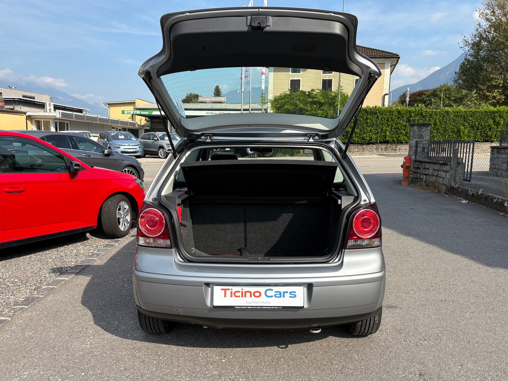 VW Polo 1.4 16V Highline-image-13