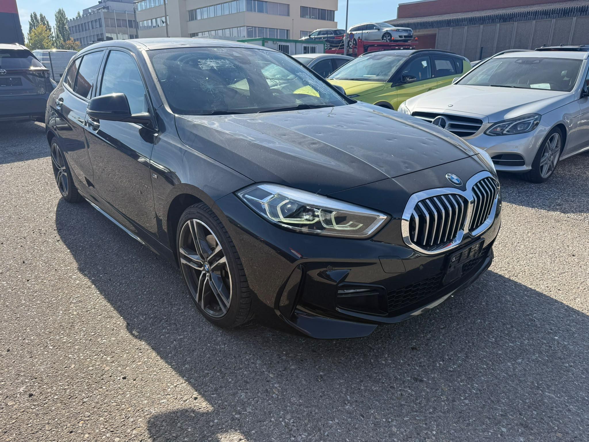 Car photo