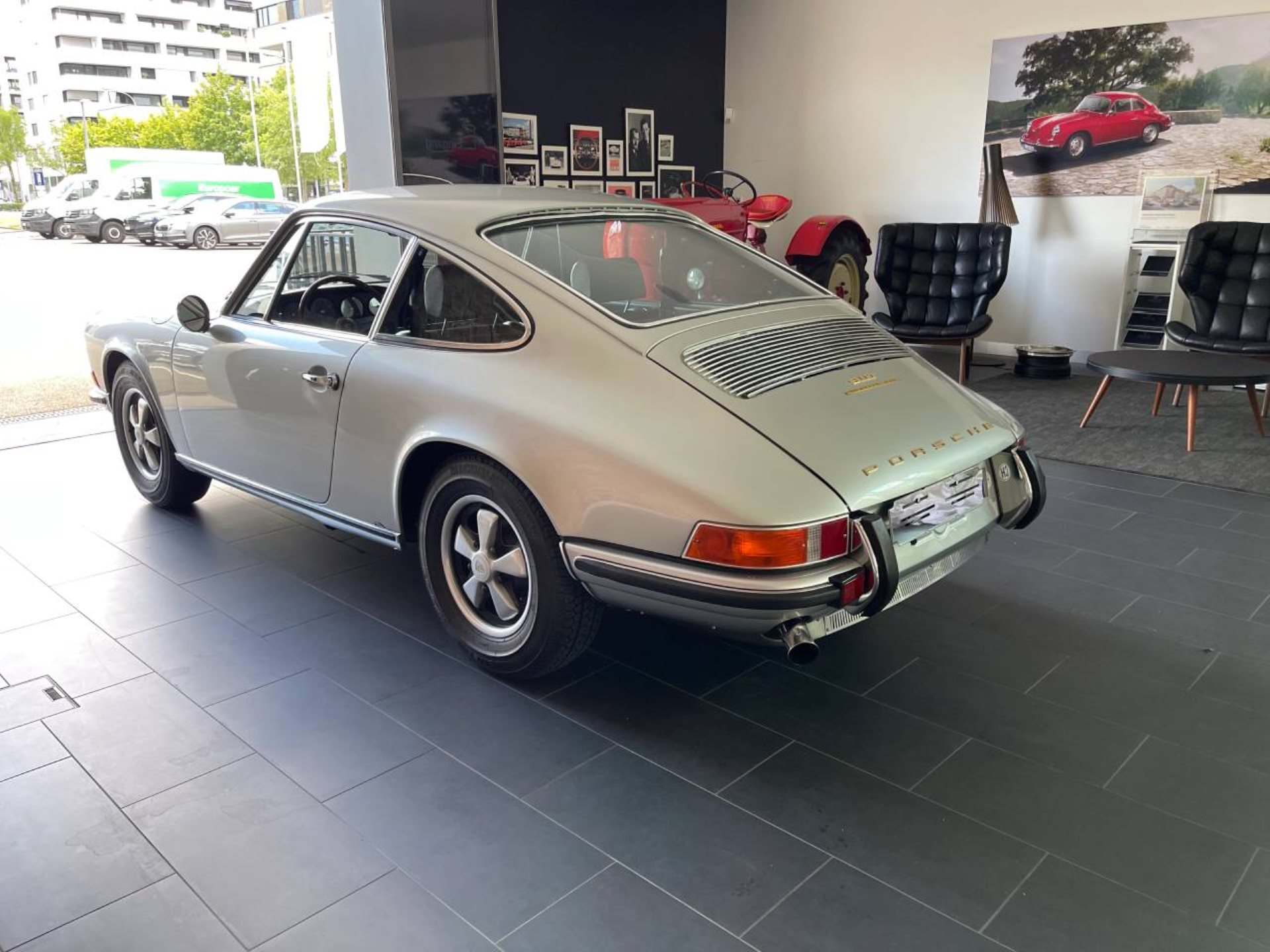PORSCHE 911 T 2.2 Coupé-image-2
