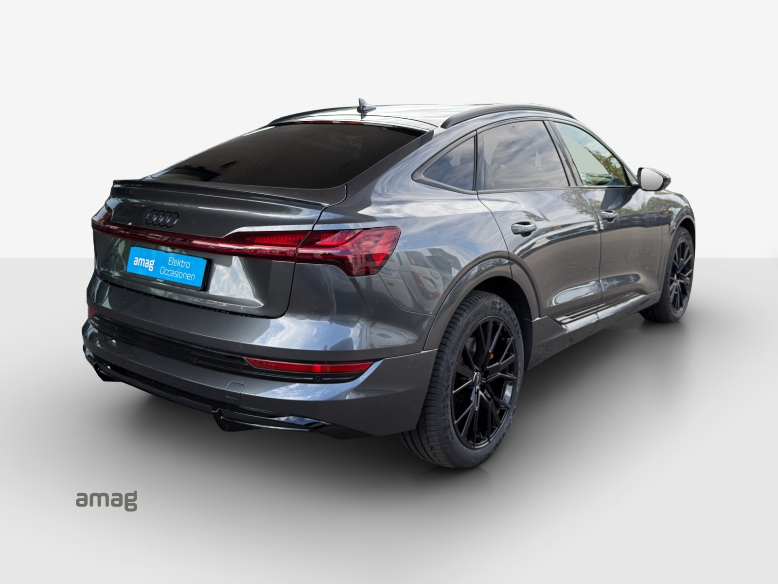 AUDI e-tron 55 Sportback S Line Black Edition quattro-image-5