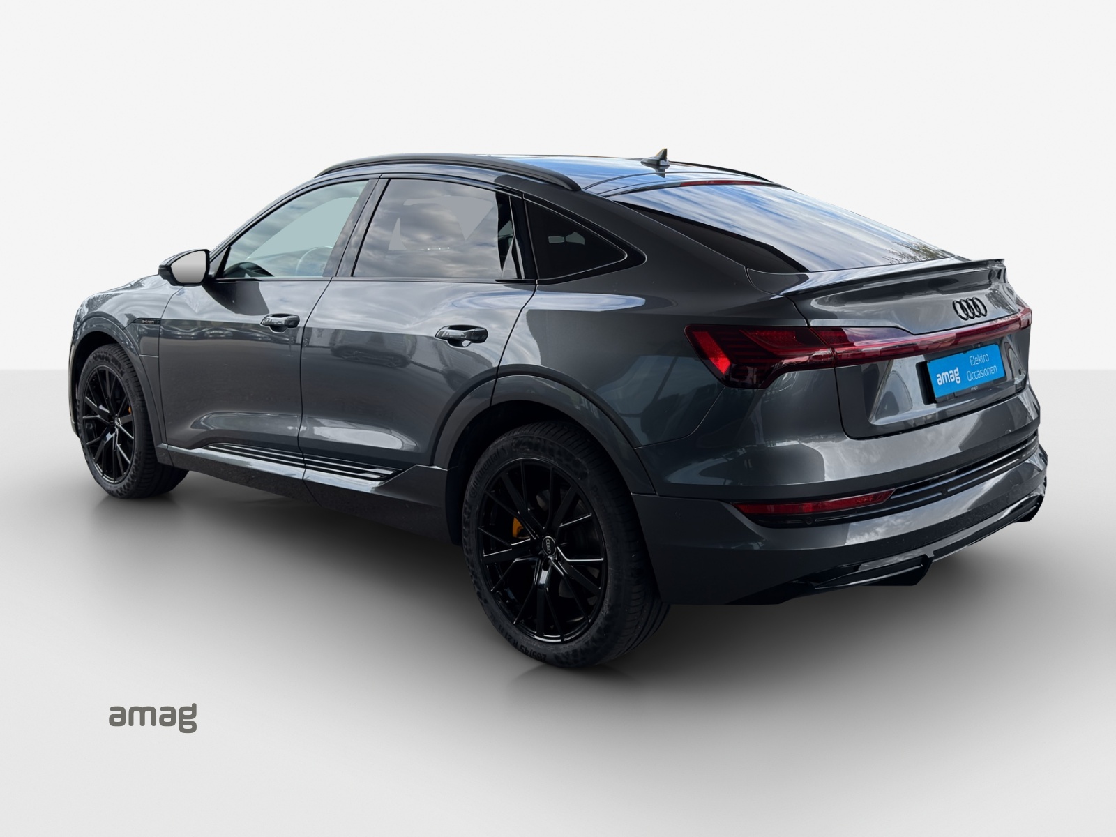 AUDI e-tron 55 Sportback S Line Black Edition quattro-image-2