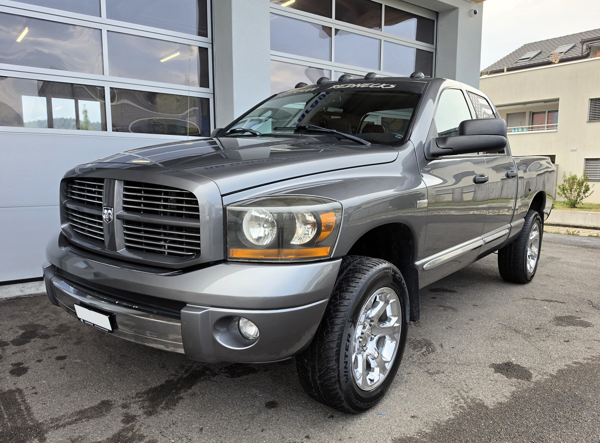 DODGE RAM 1500 Laramie Quad Cab-image-2