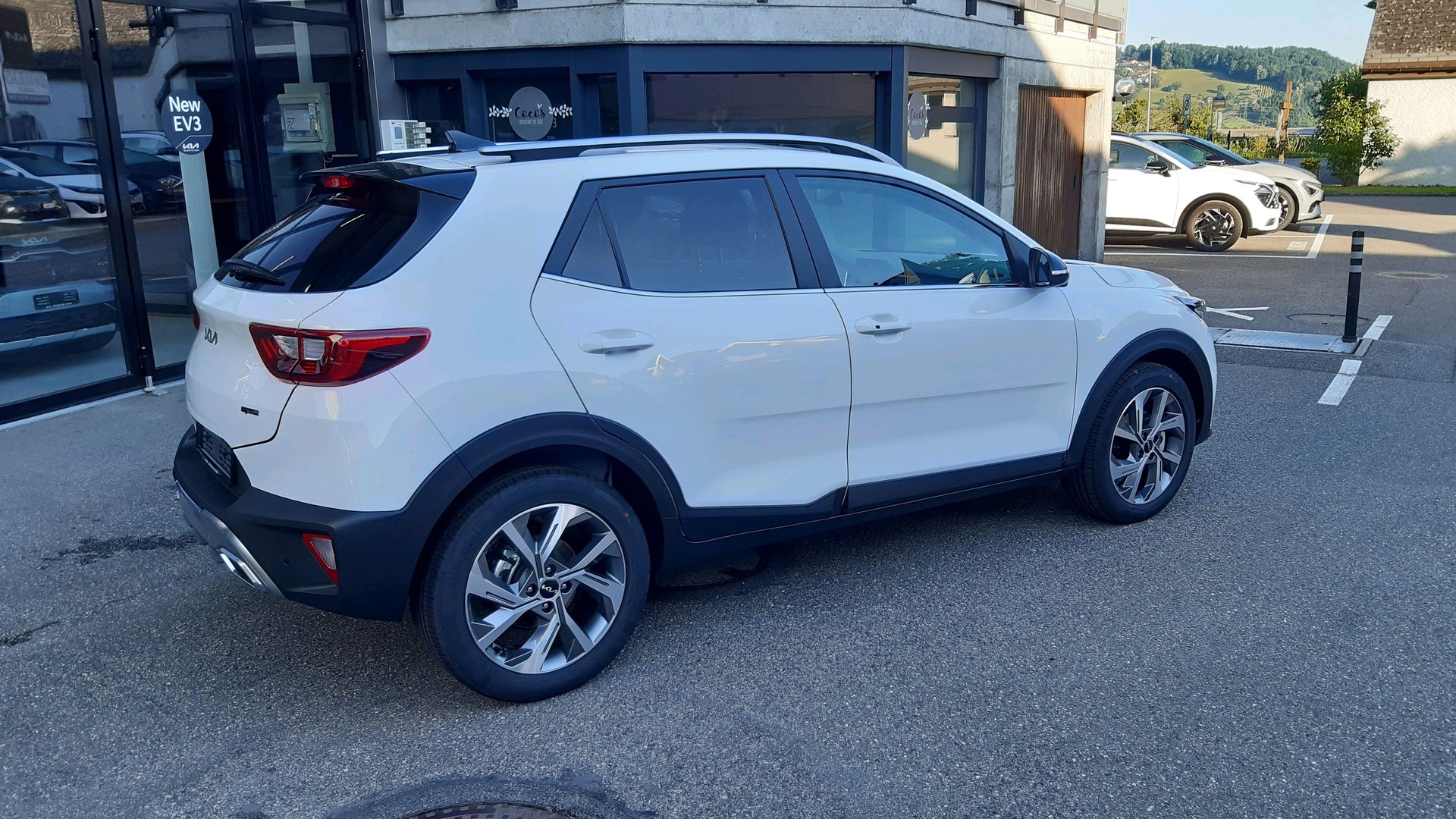 KIA Stonic 1.0 T-GDi MHEV GT-Line-image-3