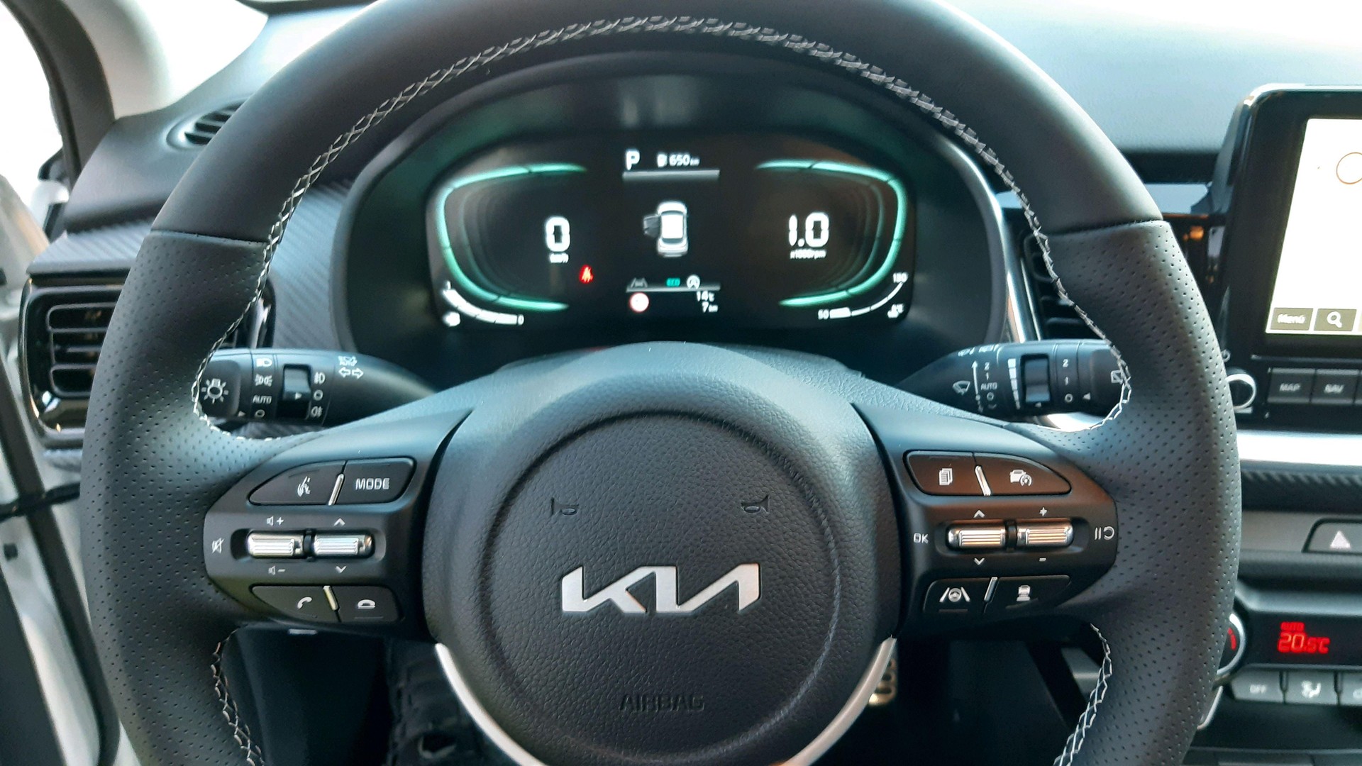 KIA Stonic 1.0 T-GDi MHEV GT-Line-image-12