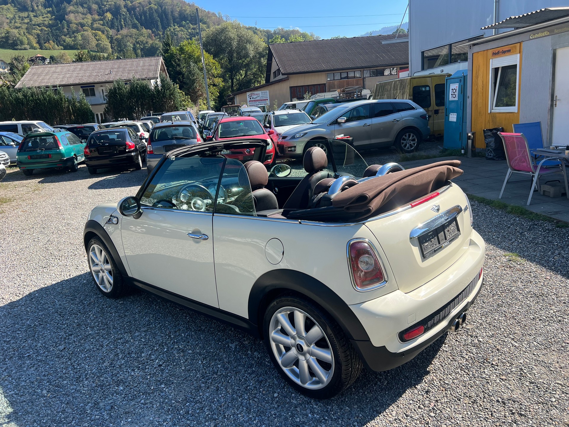 MINI Cooper S Cabriolet-image-11