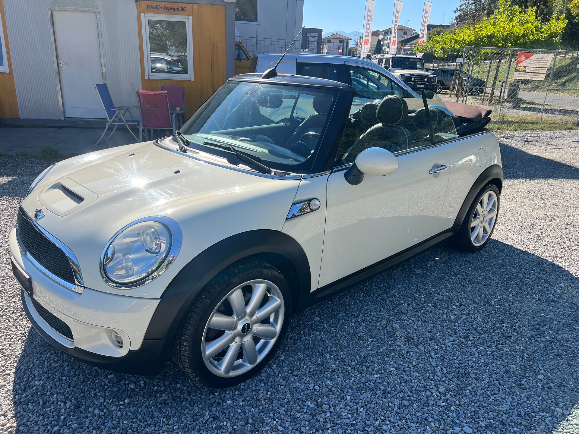 MINI Cooper S Cabriolet-image-7