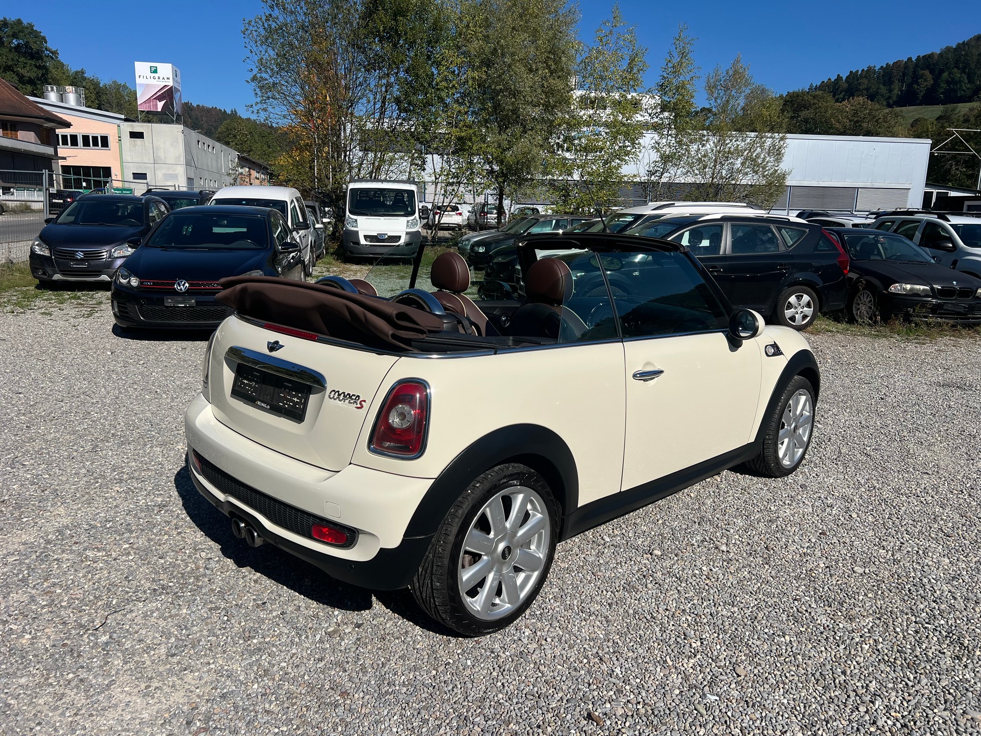 MINI Cooper S Cabriolet-image-12