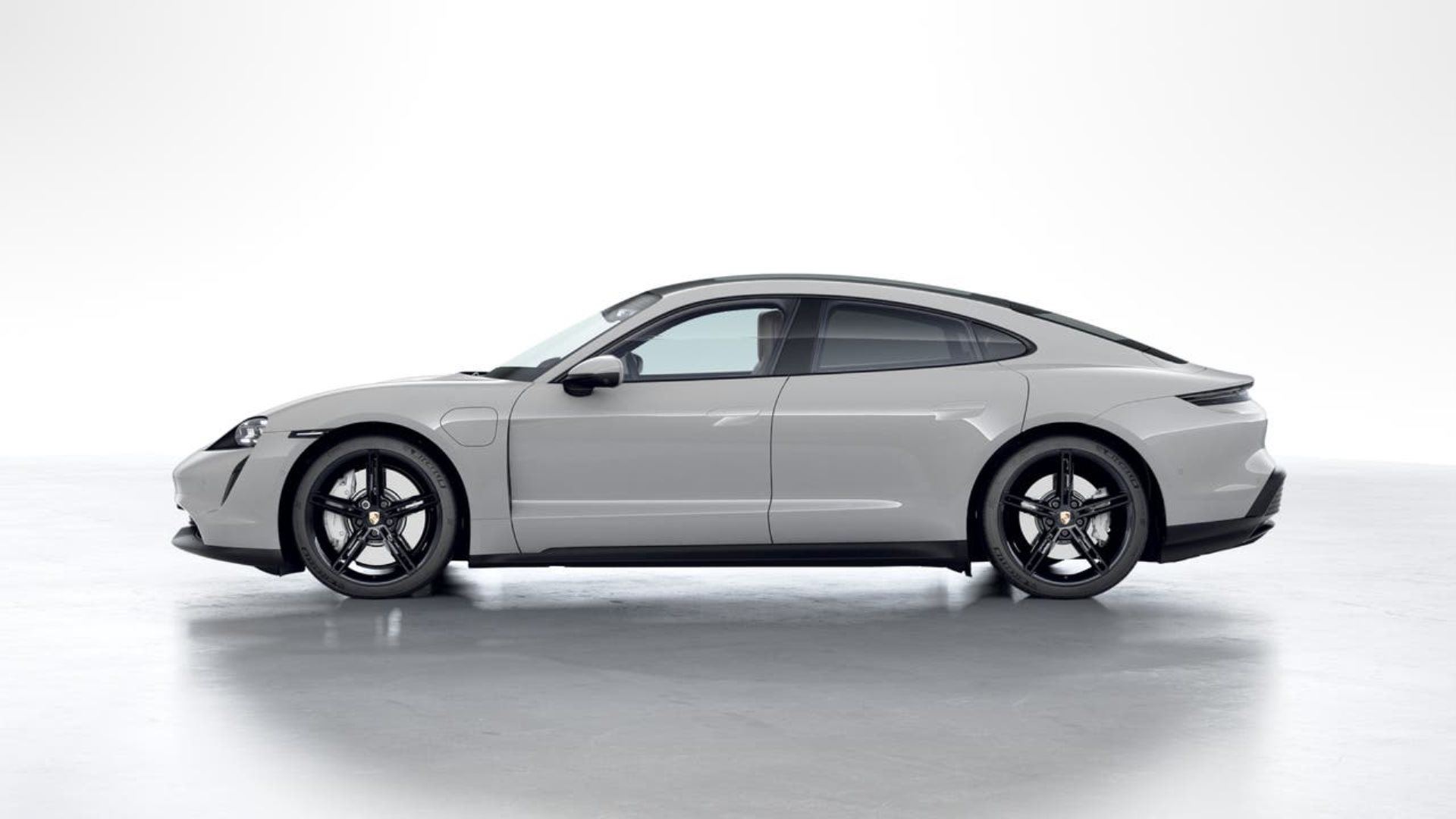 PORSCHE Taycan-image-1