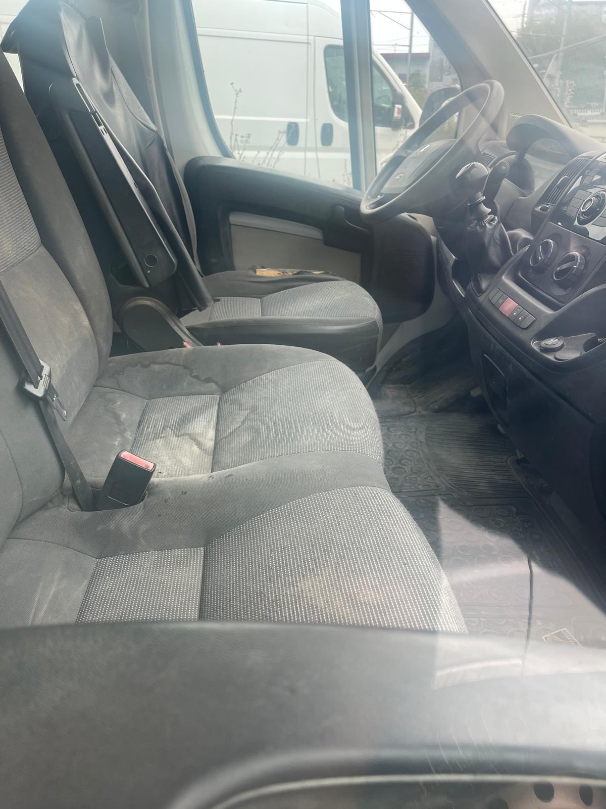 PEUGEOT Boxer 2.2 HDI 335 L3-image-2