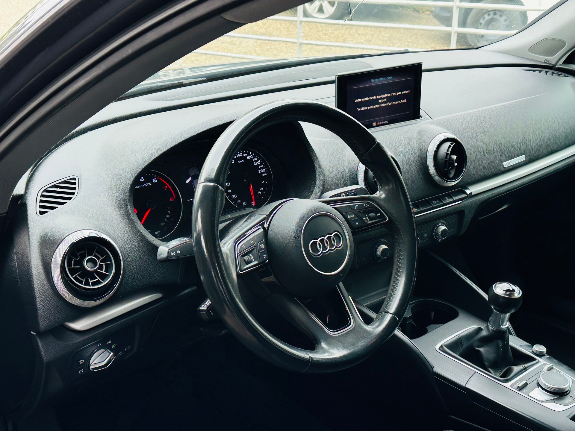 AUDI A3 Sportback 1.4 TFSI-image-10