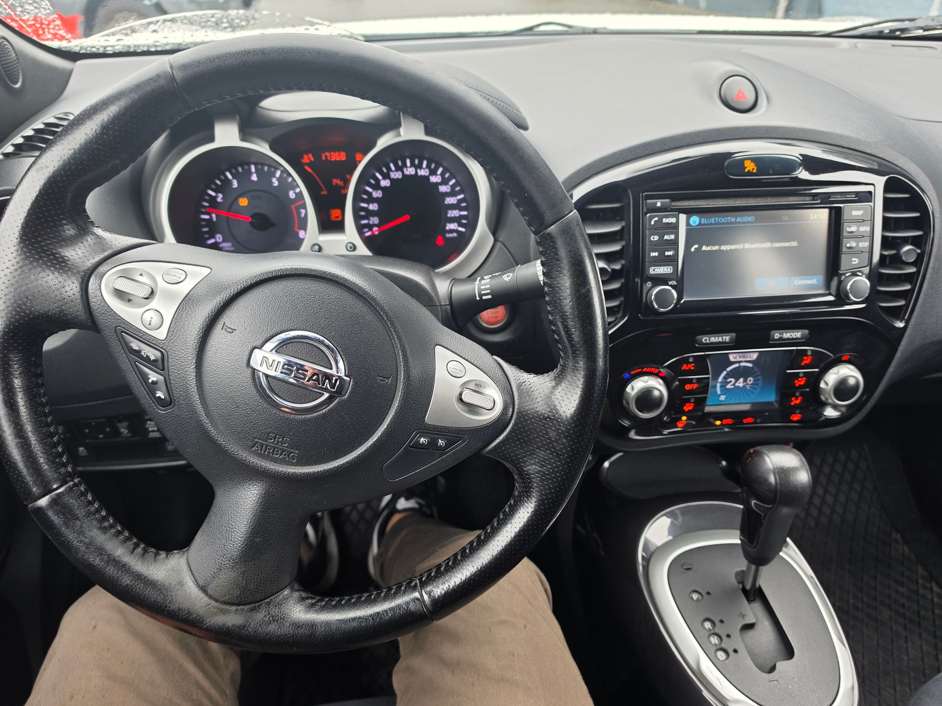 NISSAN Juke 1.6 DIG-T tekna 17'' 4x4 Xtronic M-CVT-image-11