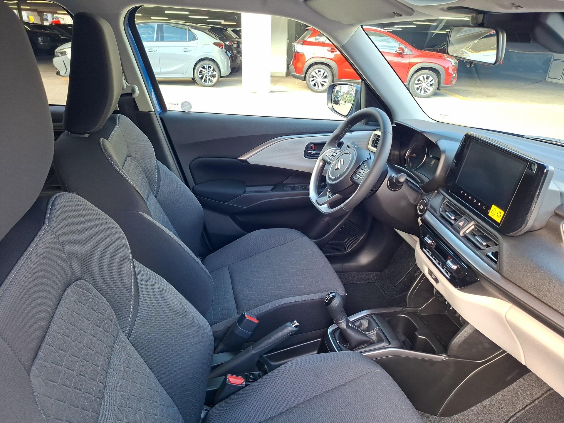 SUZUKI Swift 1.2 Piz Sulai Top Hybrid 4x4 inkl. 4 Alu- Winterräder-image-9