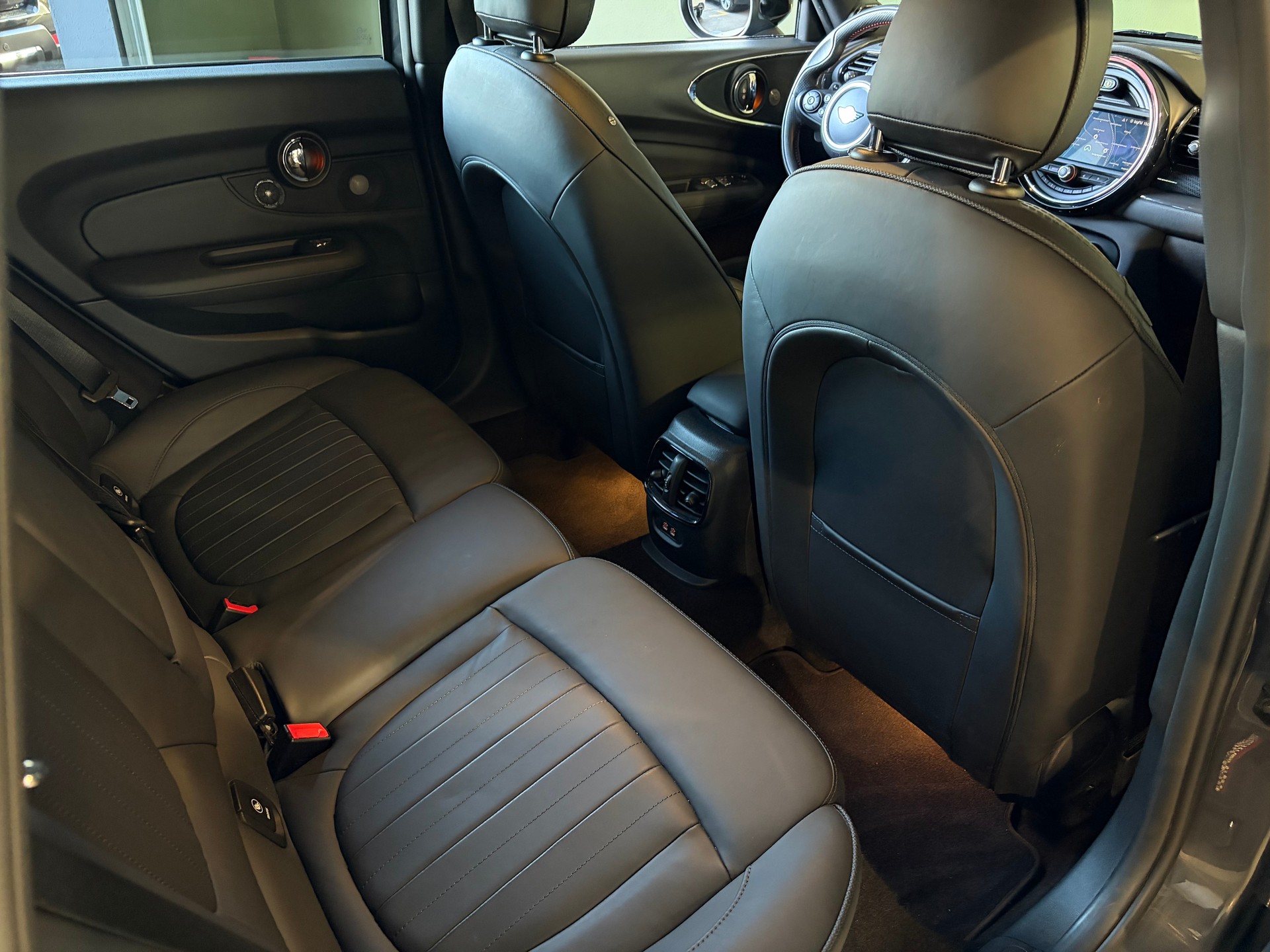 MINI Clubman Cooper S ALL4 Steptronic-image-12