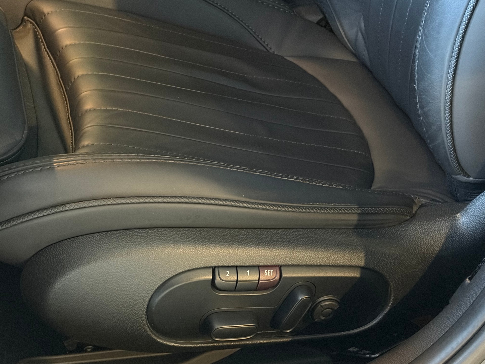 MINI Clubman Cooper S ALL4 Steptronic-image-7