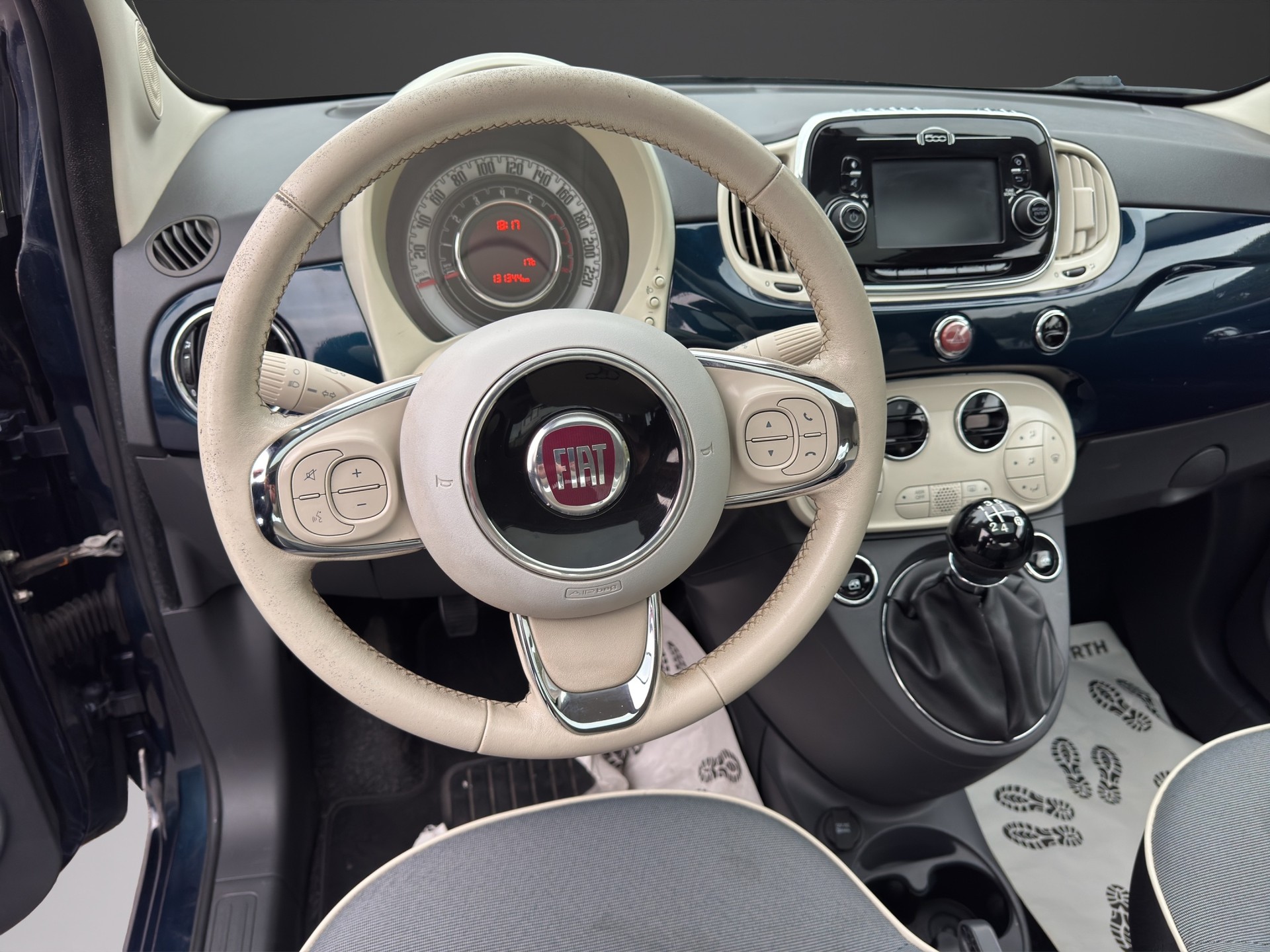 FIAT 500 1.2 Lounge-image-11