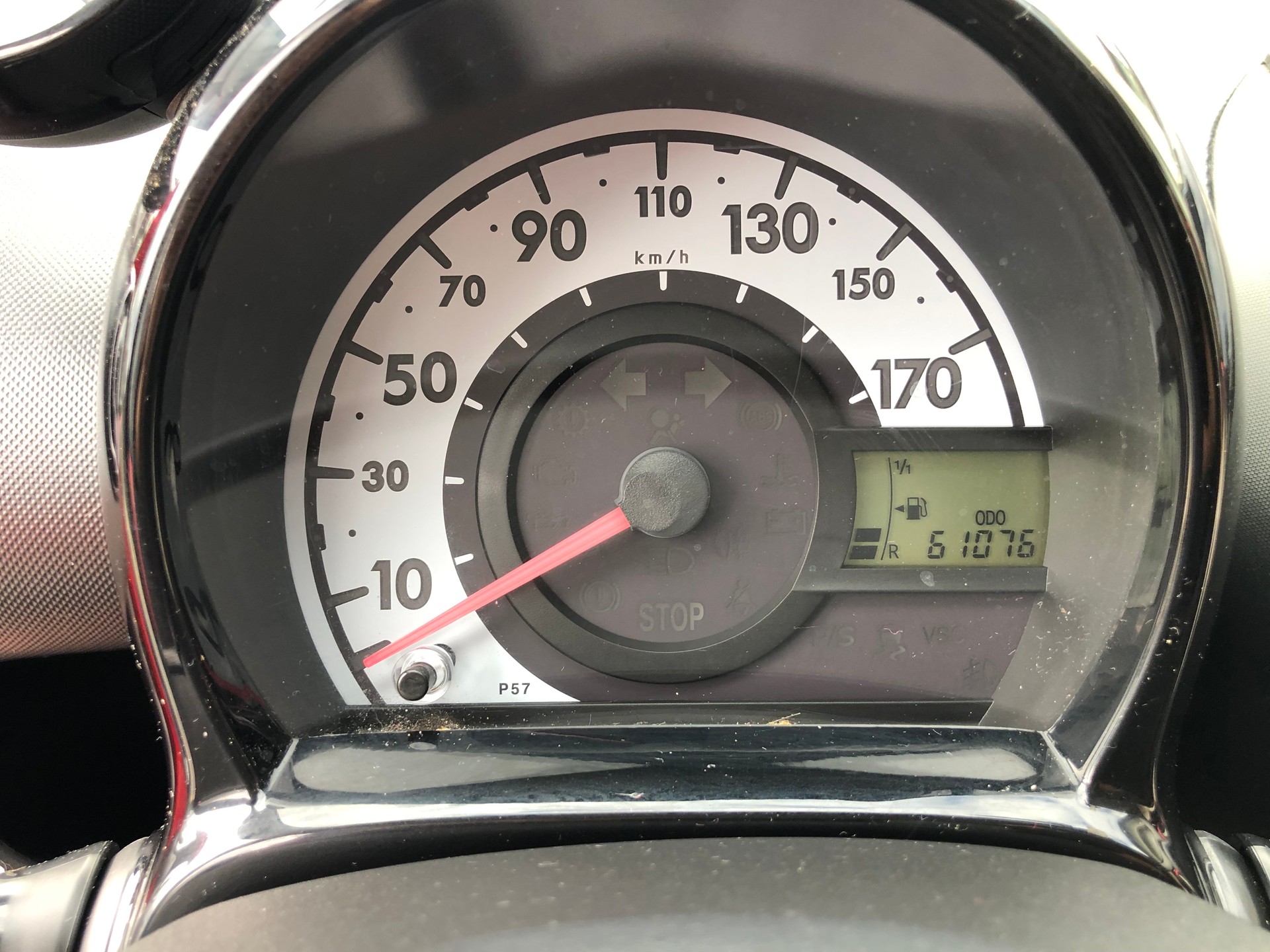 TOYOTA Aygo 1.0 VVT-i Sol-image-14