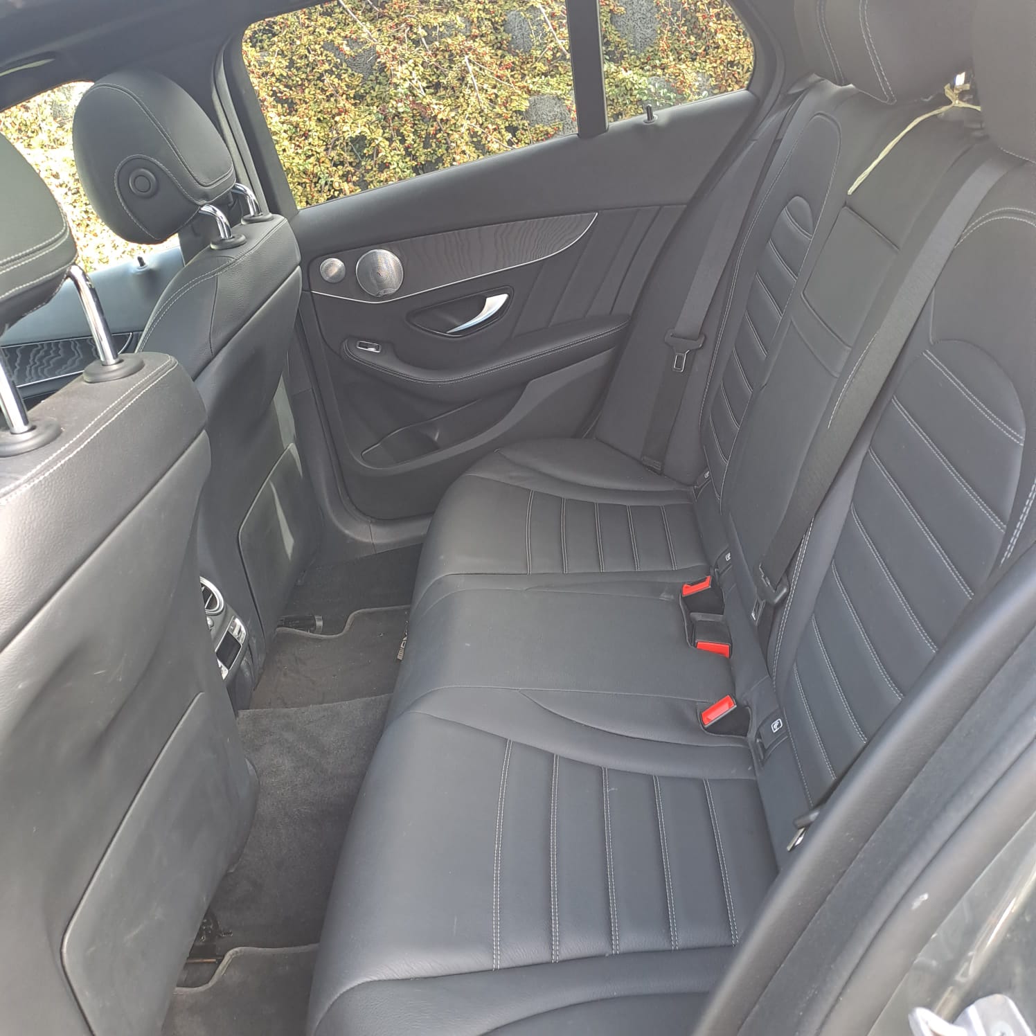 MERCEDES-BENZ C 300 d 4matic-image-5