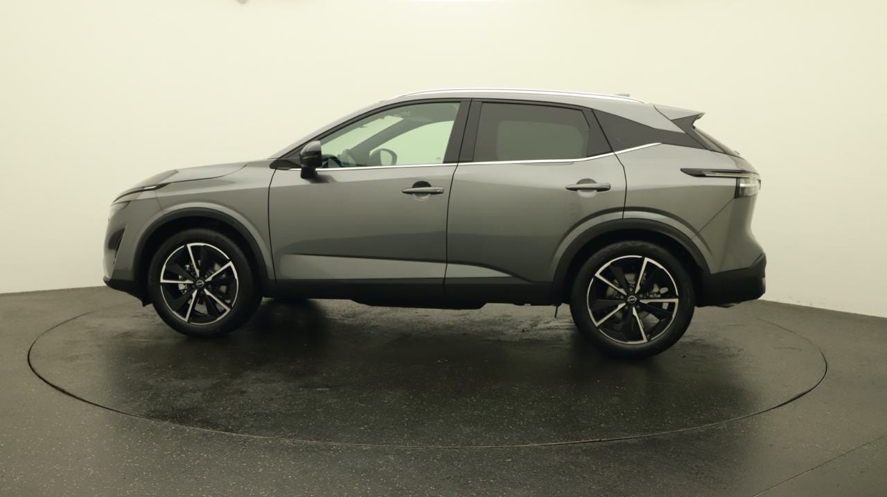 NISSAN Qashqai 1.3 DIG-T MHEV Tekna+ Xtronic 4x4-image-1