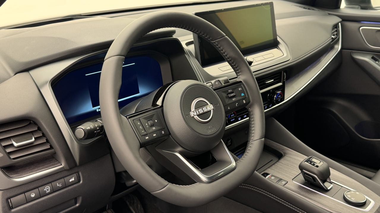NISSAN Qashqai 1.3 DIG-T MHEV Tekna+ Xtronic 4x4-image-6