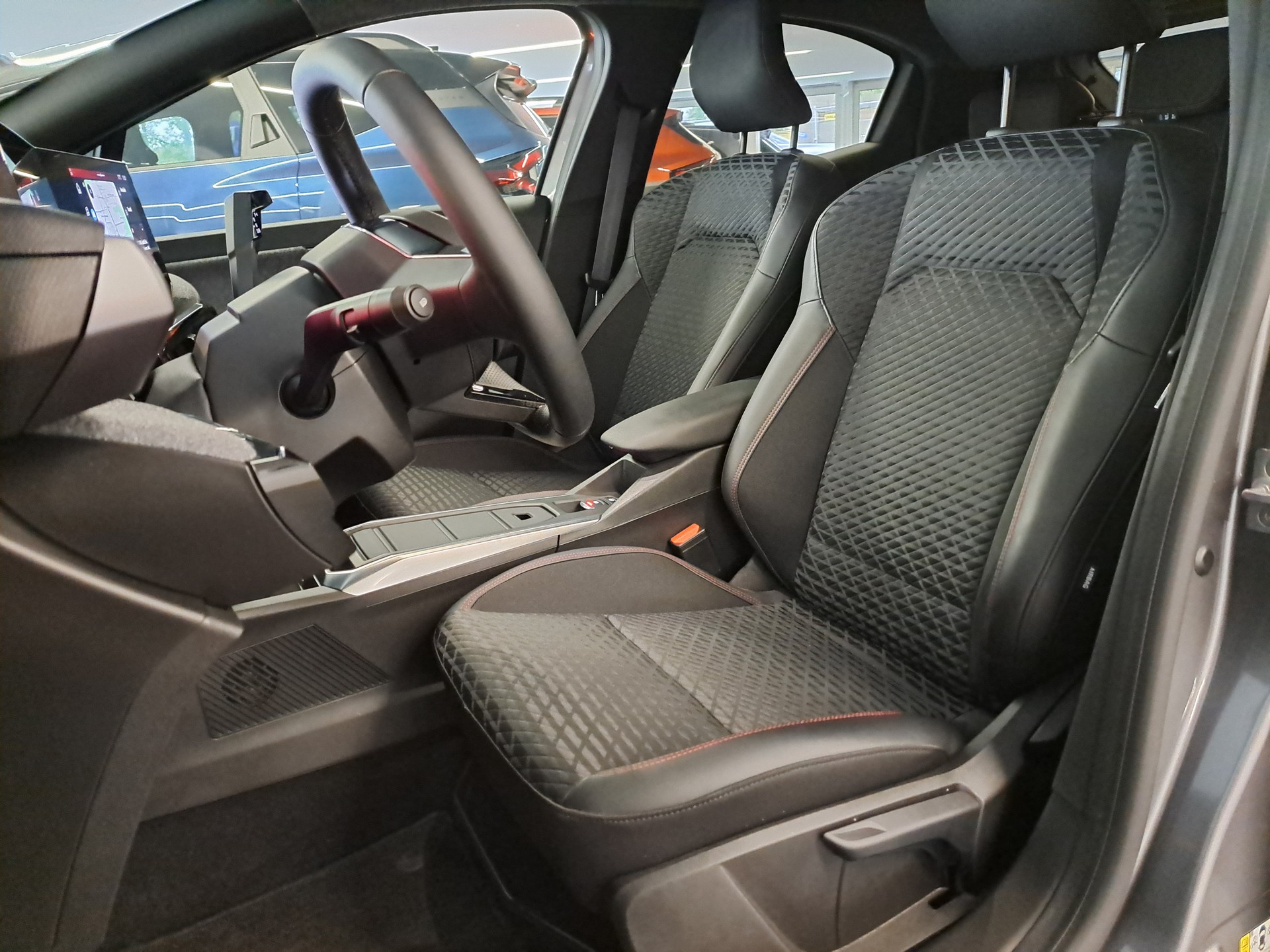 RENAULT Clio 1.8 E-Tech Techno Full-Hybride-image-6