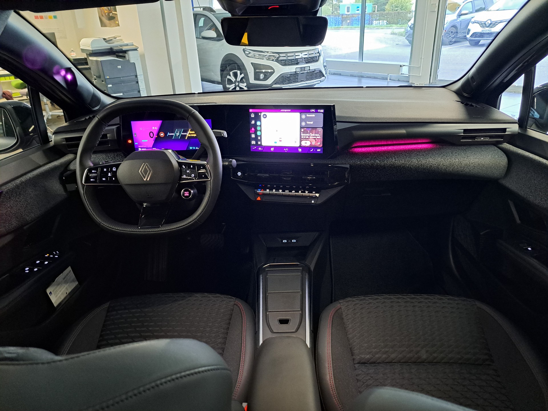 RENAULT Clio 1.8 E-Tech Techno Full-Hybride-image-8
