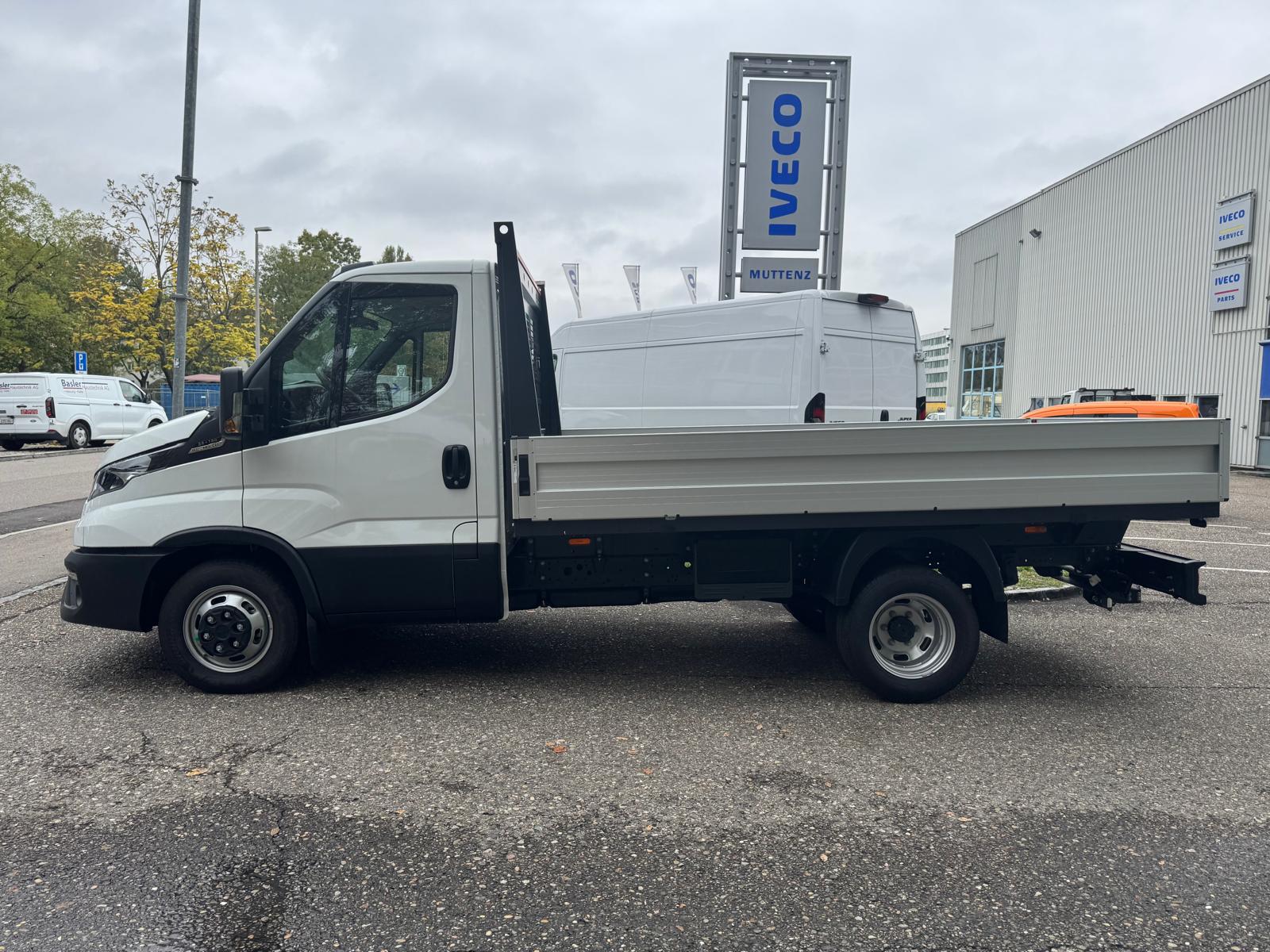 IVECO Daily 35C18HA8-image-1