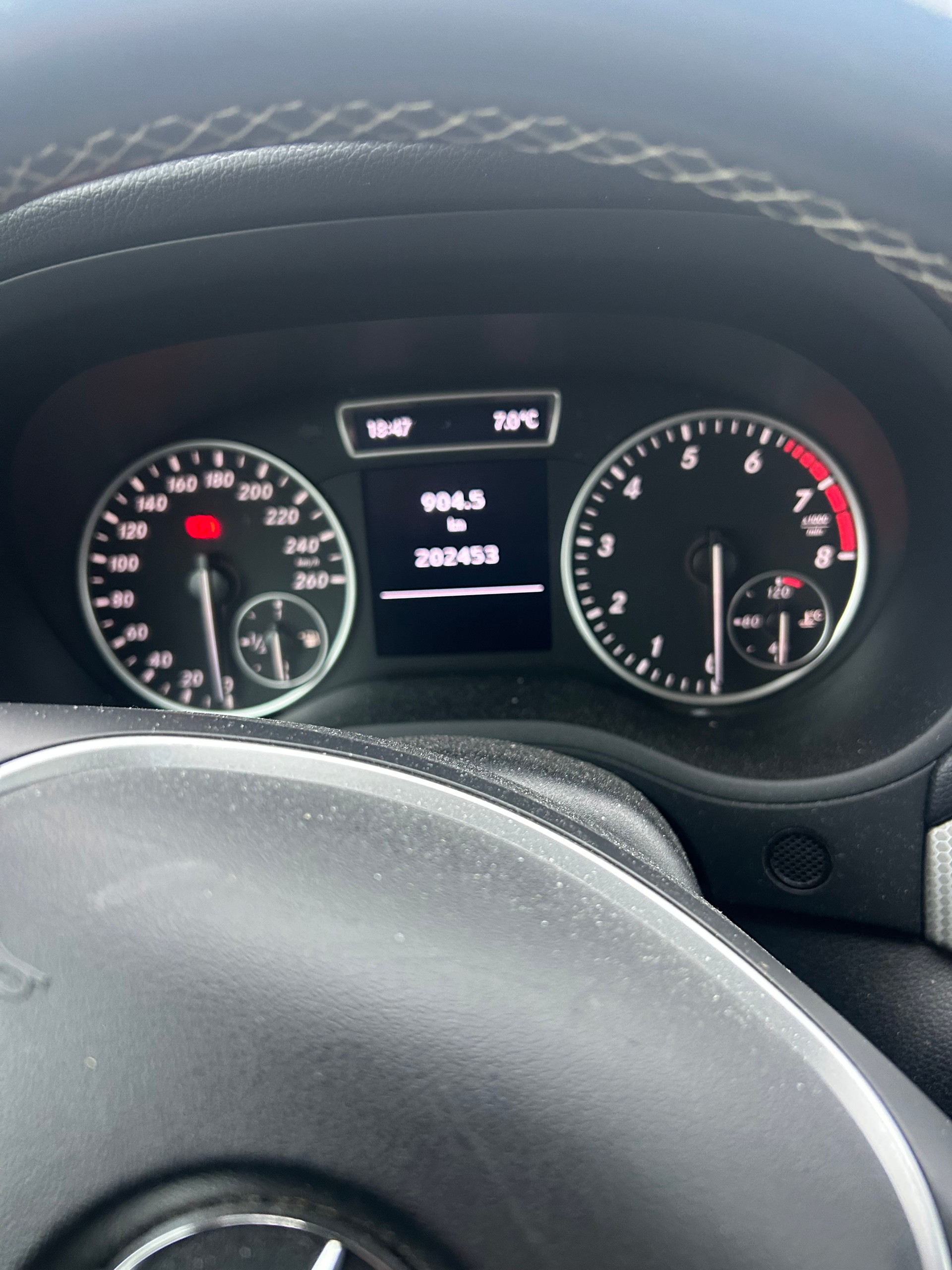 MERCEDES-BENZ B 180-image-2