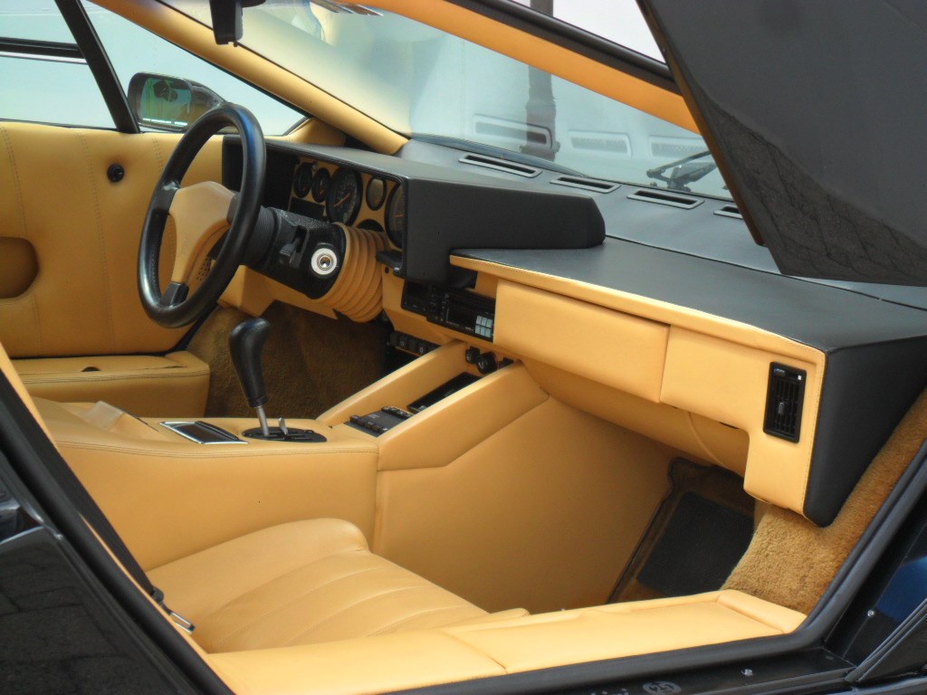 LAMBORGHINI Countach S 4V-image-15