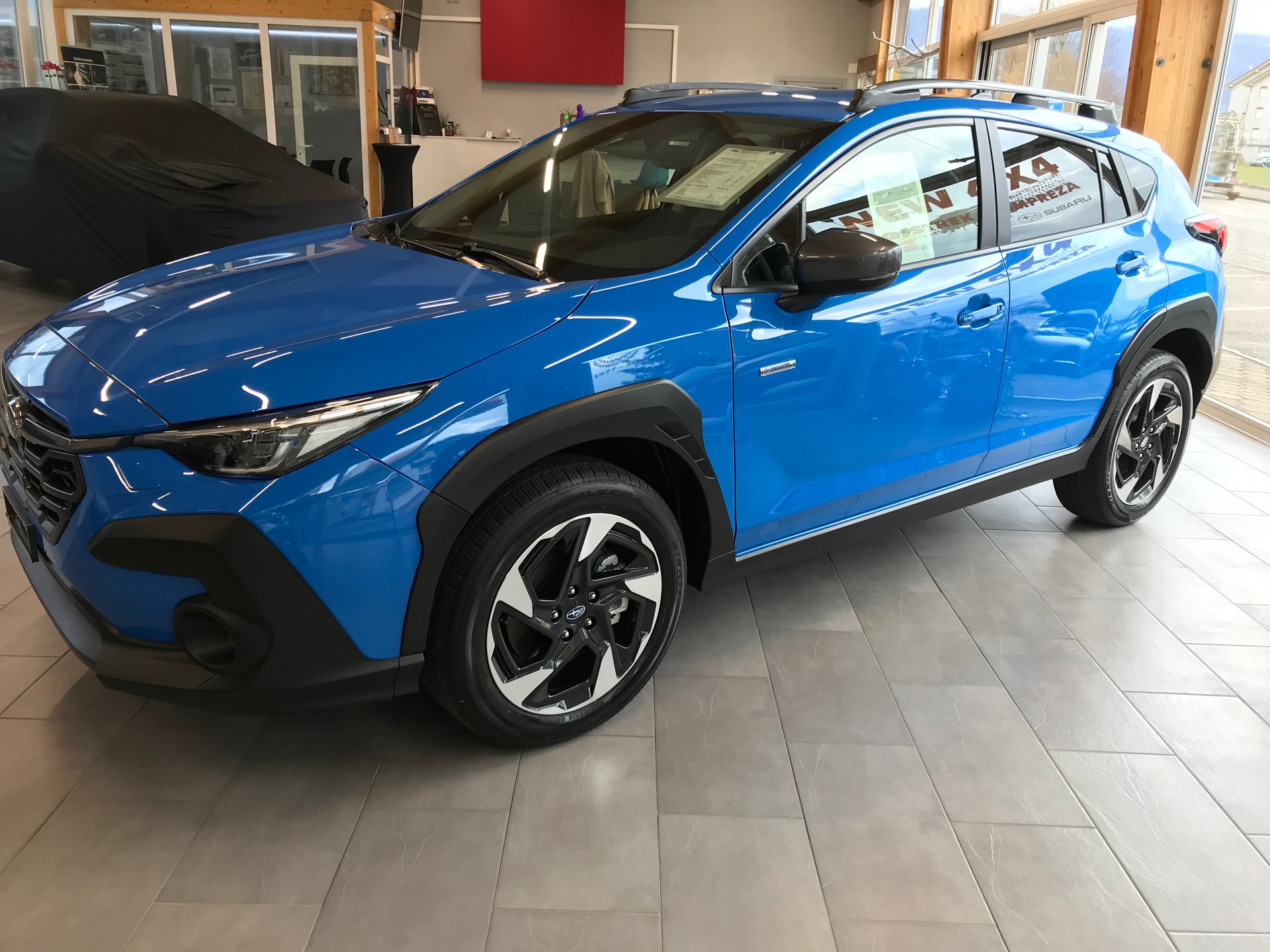 SUBARU Crosstrek 2.0 e-Boxer Swiss Plus AWD Lineartronic-image-0