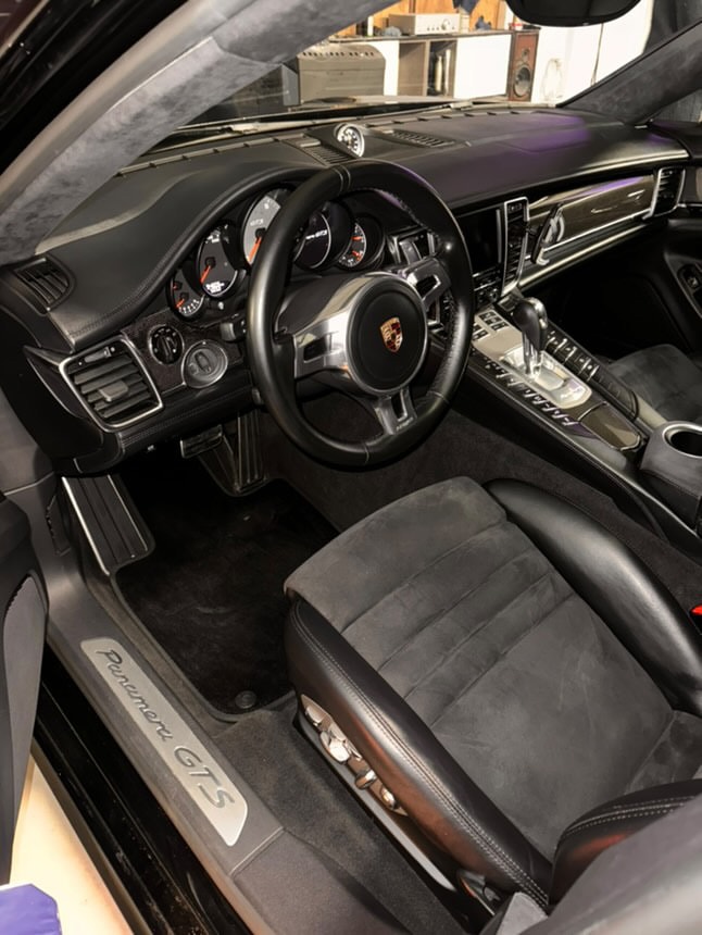 PORSCHE Panamera GTS 4.8 PDK-image-8