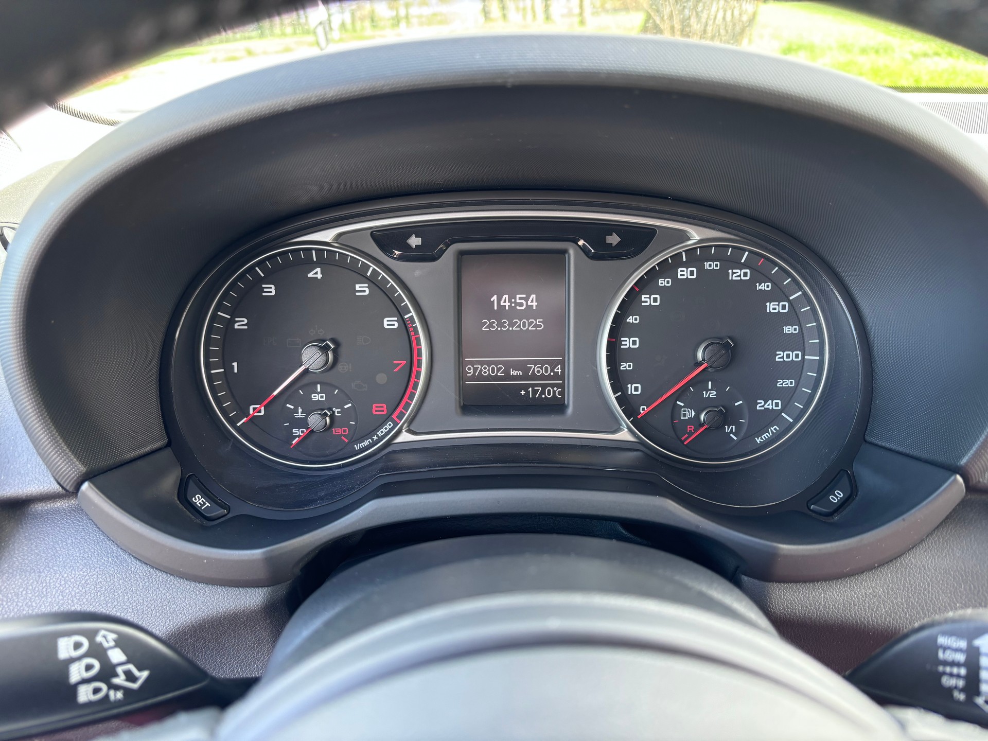 AUDI A1 Sportback 1.0 TFSI-image-3