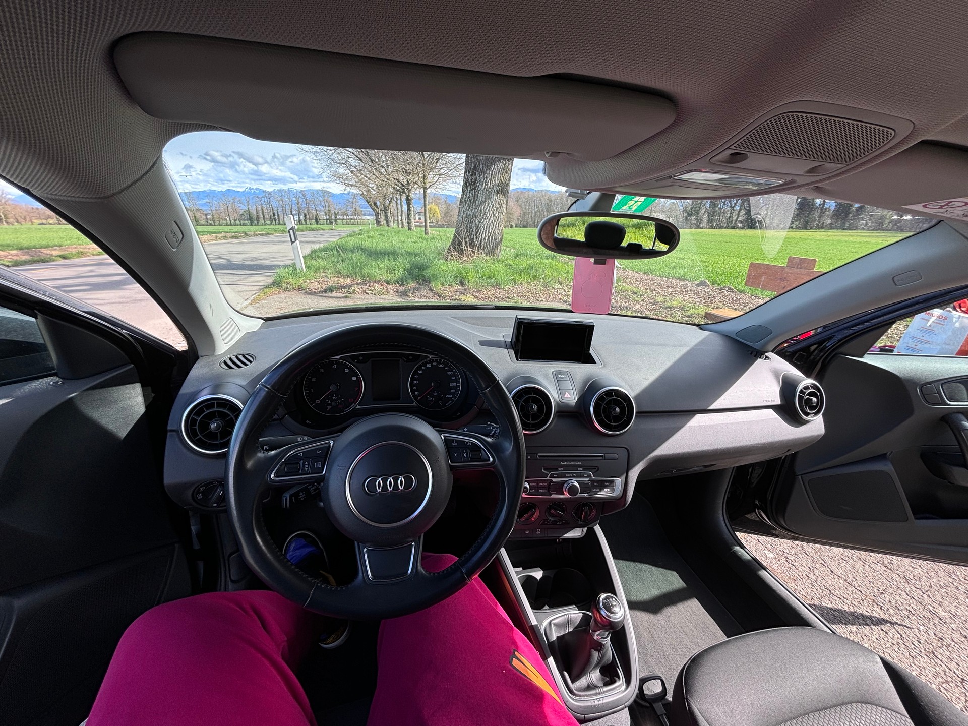 AUDI A1 Sportback 1.0 TFSI-image-5