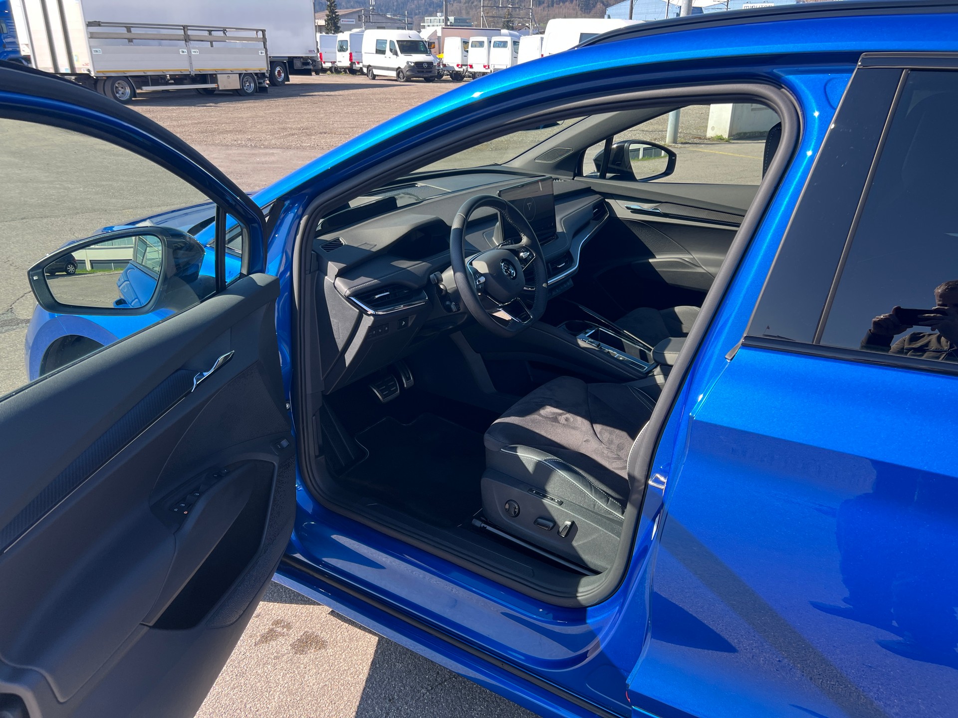 SKODA Enyaq iV 80x SportLine-image-8