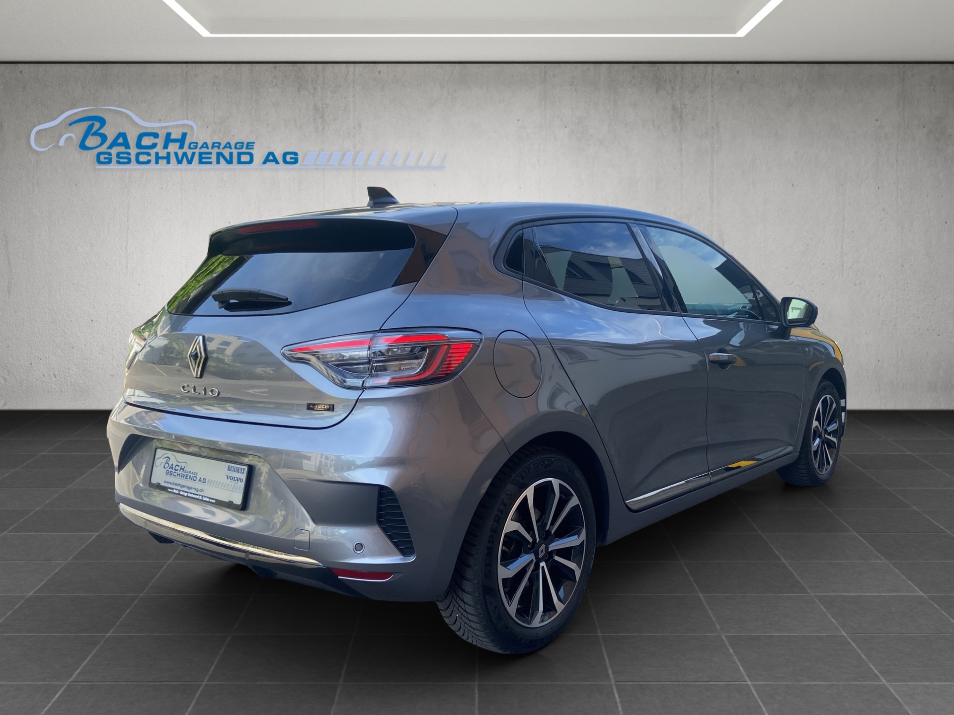 RENAULT Clio 1.6 E-Tech Techno-image-3