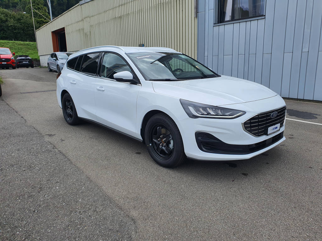 FORD Focus Station Wagon 1.0i EcoB Hybrid 155 Titanium X-image-2