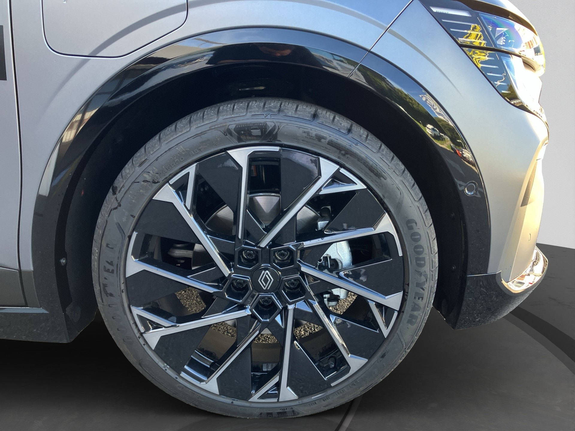 RENAULT Mégane E-TECH EV60 Esprit Alpine-image-17