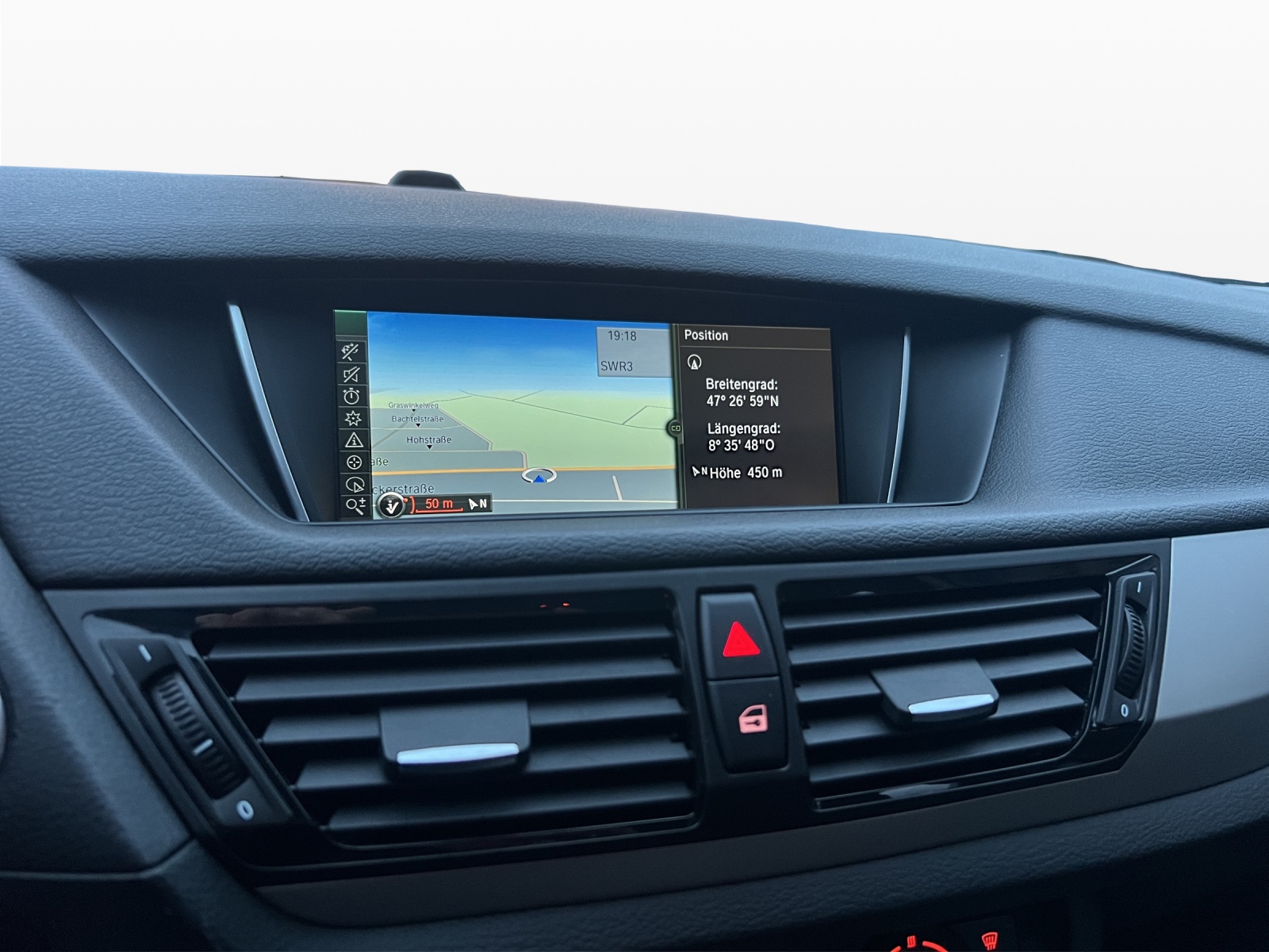 BMW X1 xDrive 18d Sport Line Steptronic-image-13
