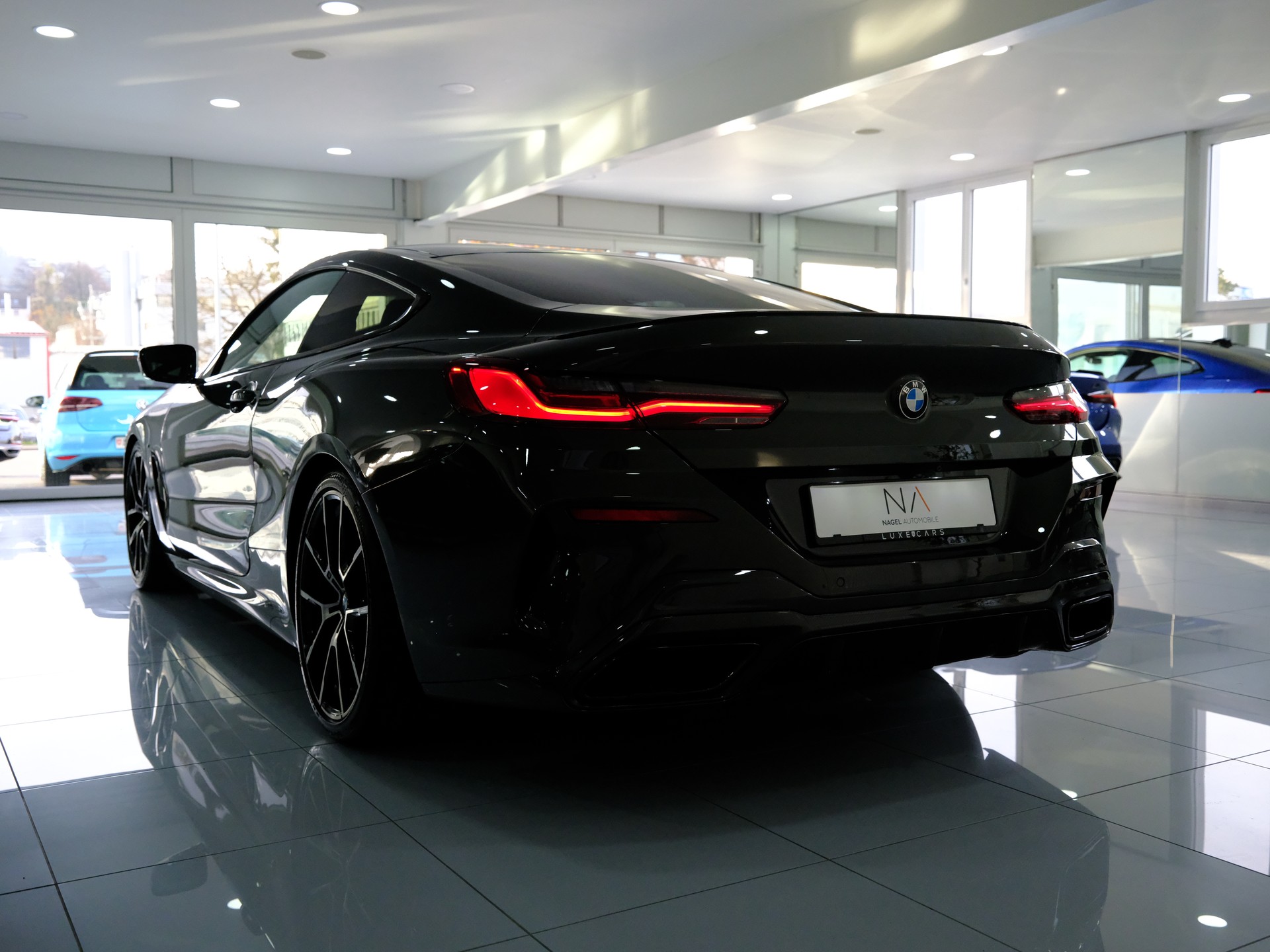 BMW M850i xDrive Steptronic-image-4