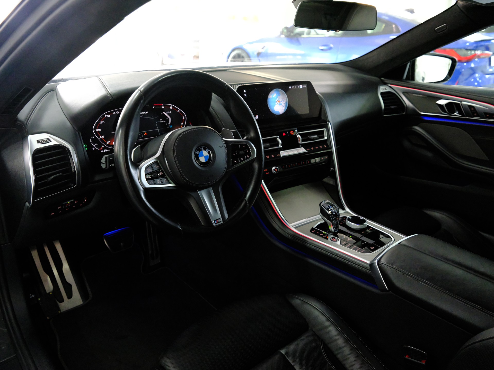 BMW M850i xDrive Steptronic-image-12