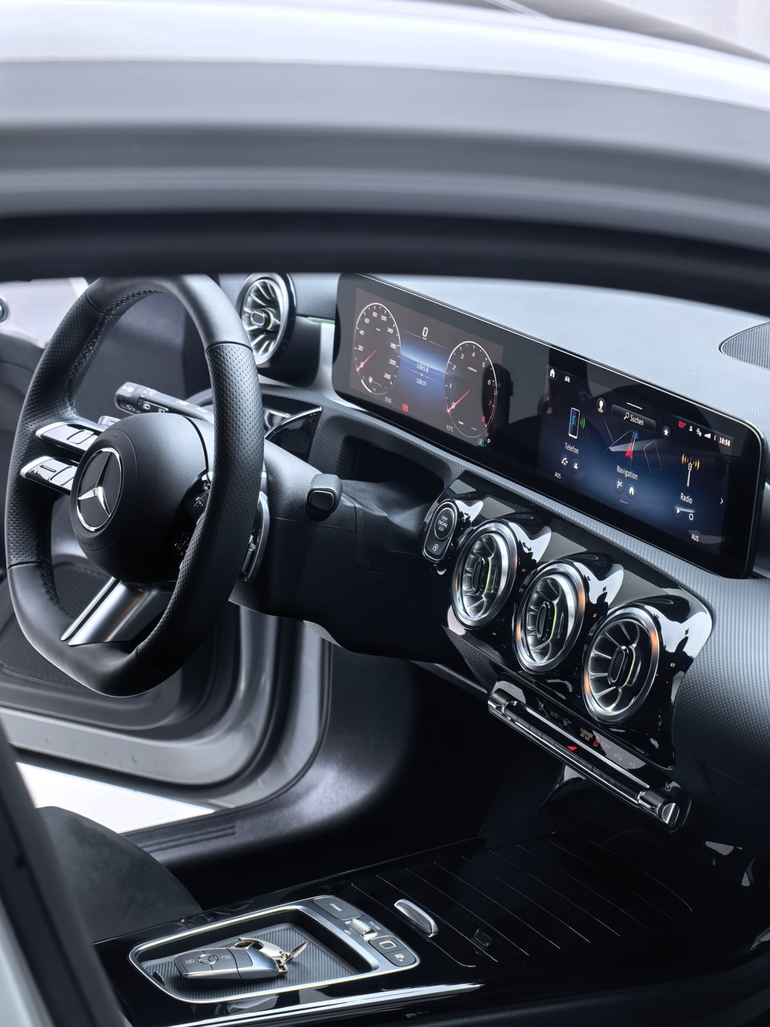 MERCEDES-BENZ A 250 4Matic 8G-DCT AMG-Line-image-12