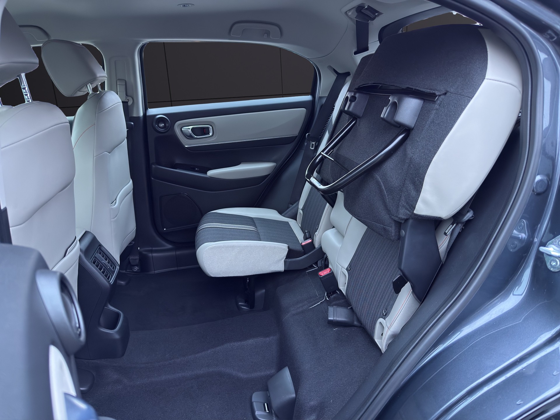 HONDA HR-V 1.5i-MMD Advance Style CVT-image-16