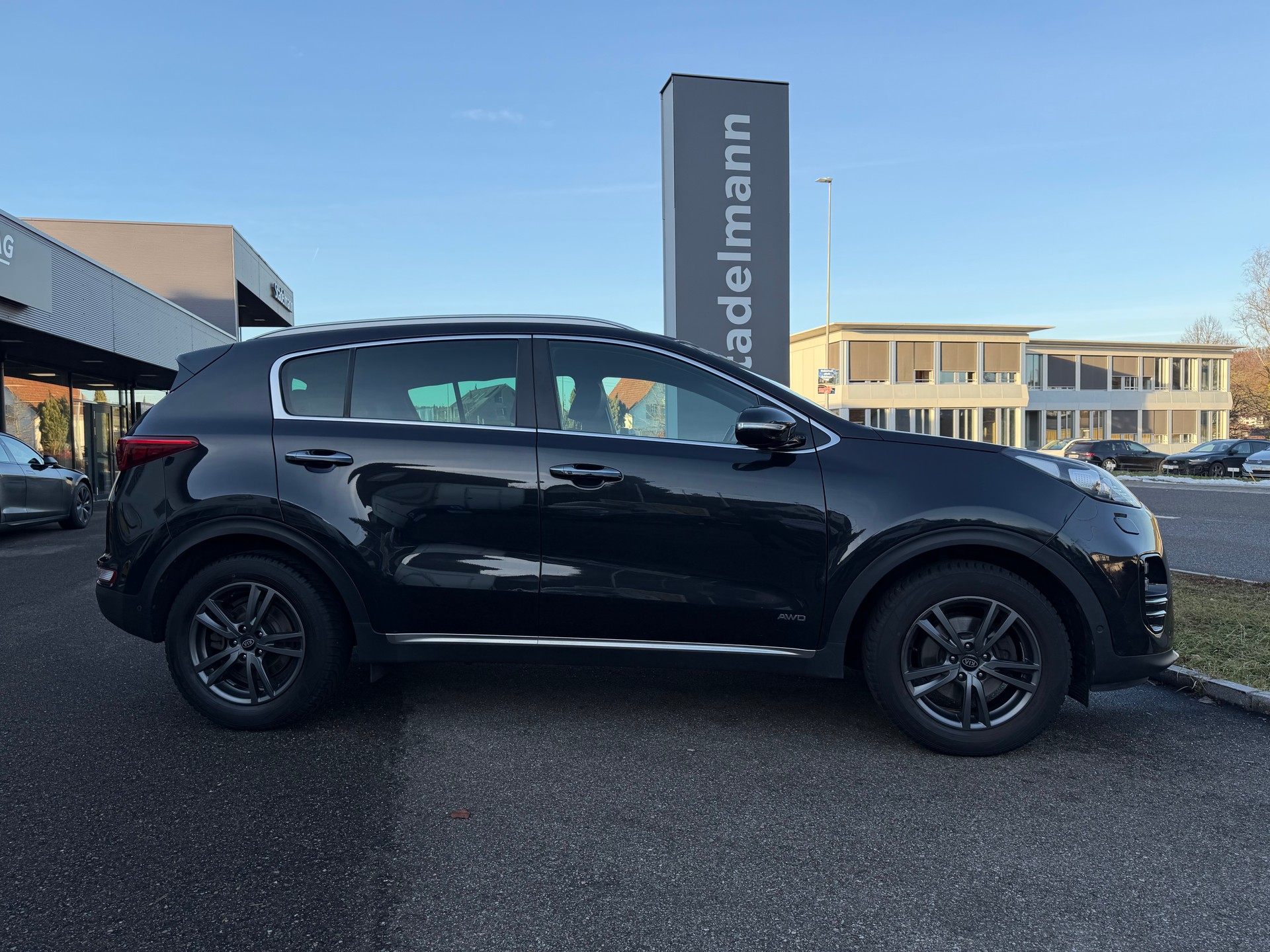 KIA Sportage 1.6 T-GDi Style GT-Line-showroom-element-2