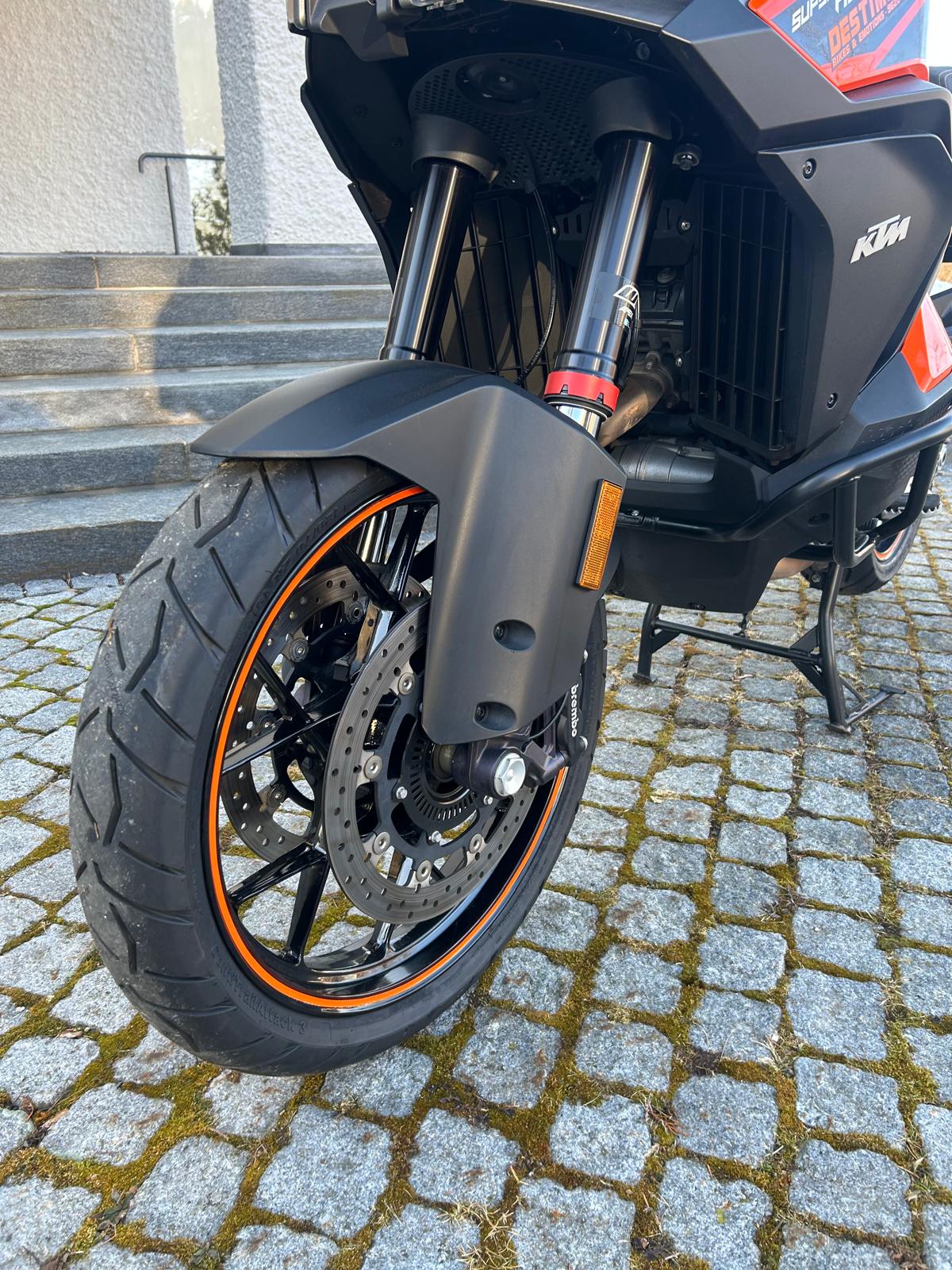 KTM 1290 Super Adventure S-image-11
