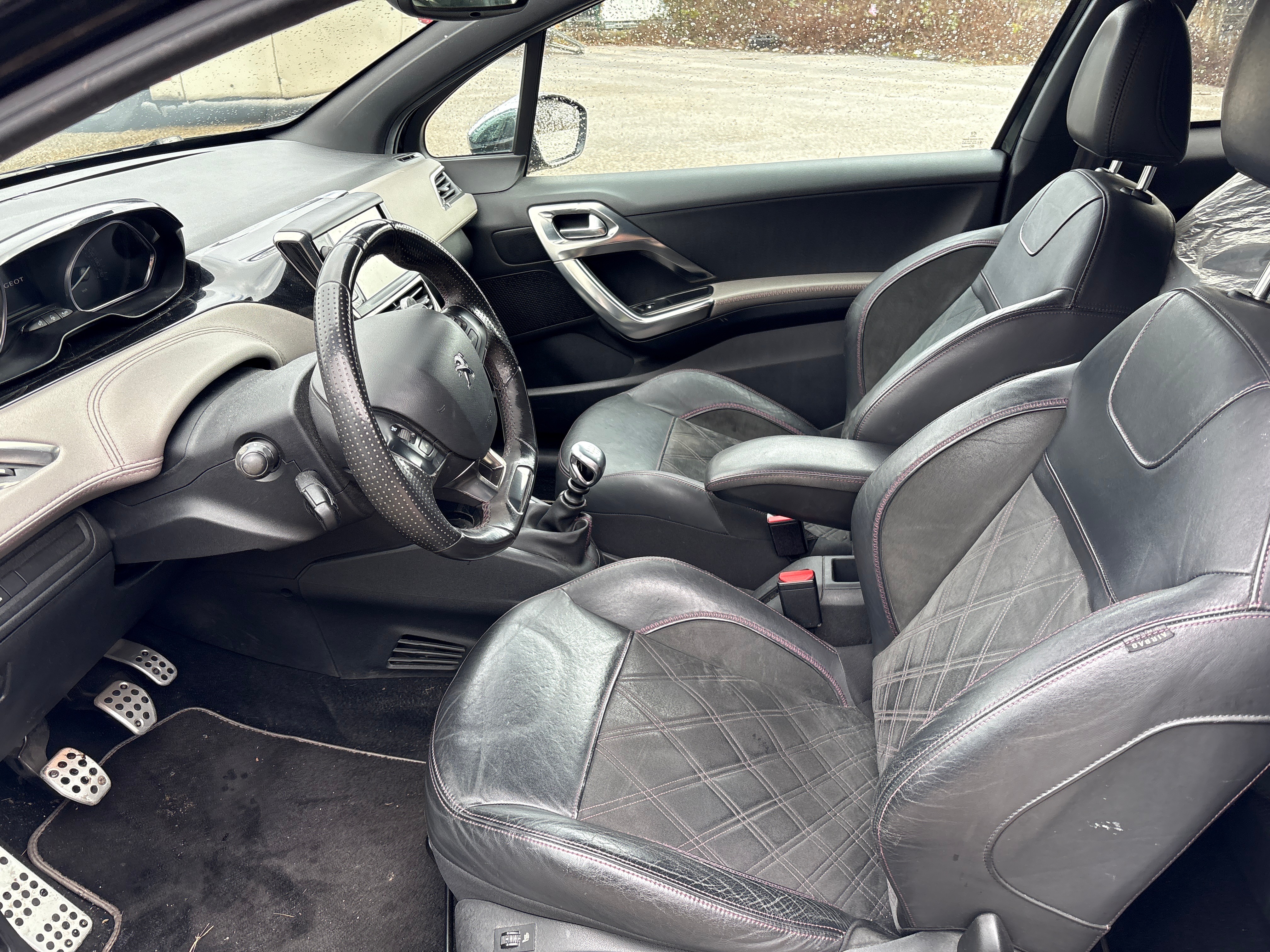 PEUGEOT 208 1.6 Turbo XY Kaufen