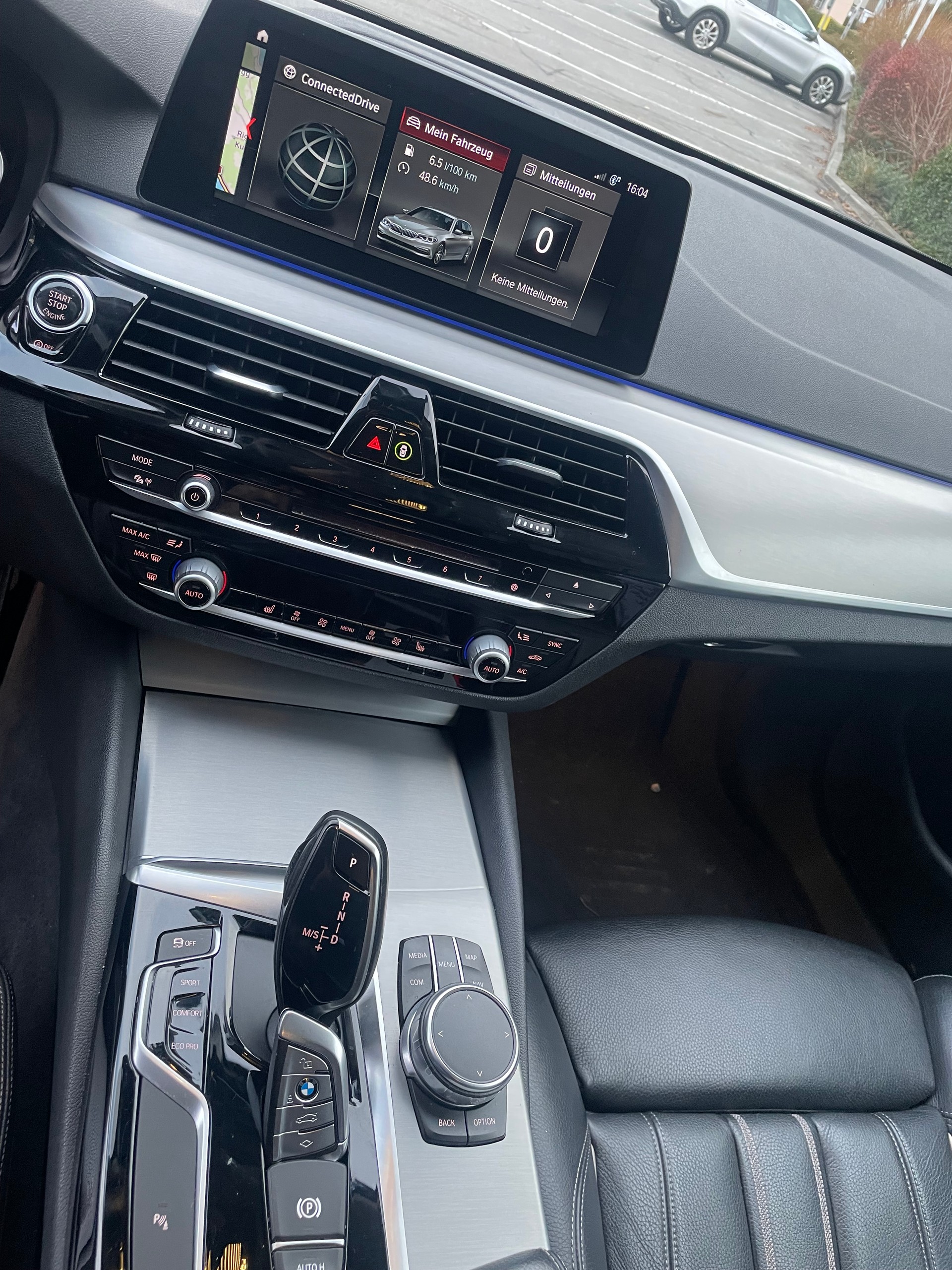 BMW 530d xDrive Touring Sport Line Steptronic-image-4