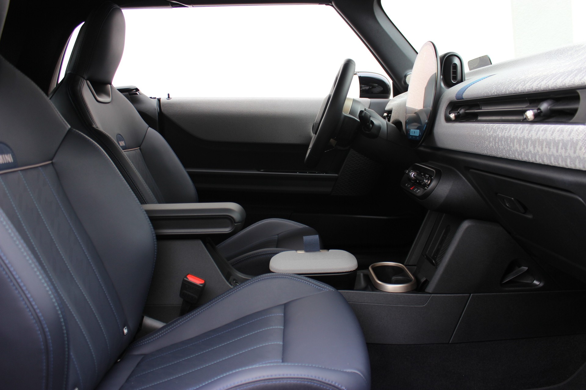 MINI Cooper S Cabriolet DKG *Paket XL*-image-3