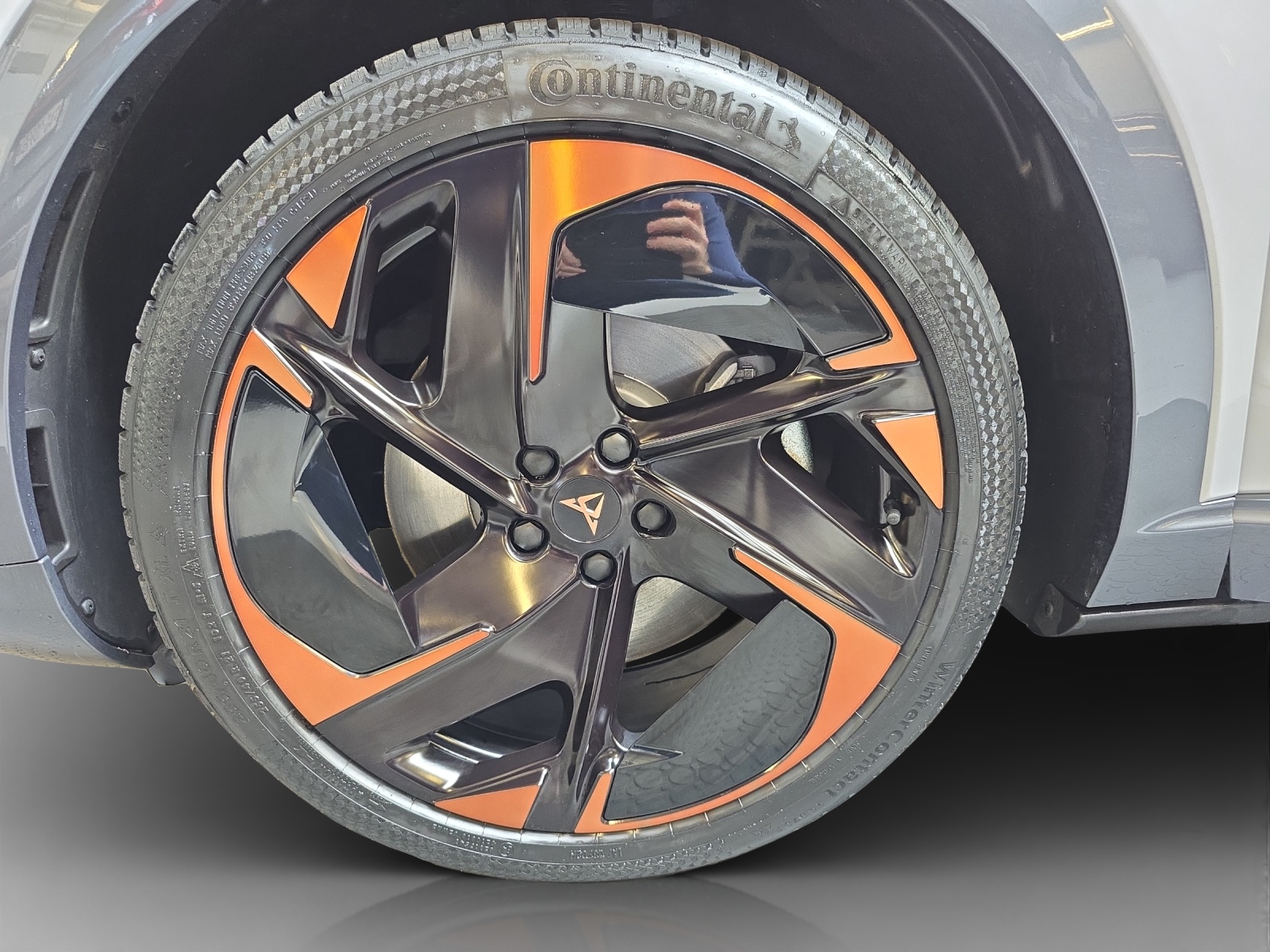 CUPRA Tavascan Type 9 77 kWh Adrenaline-image-15