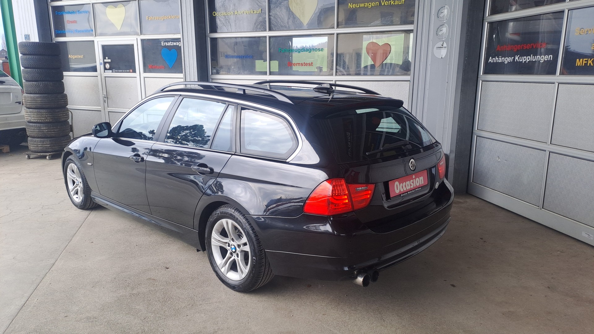 BMW 325i Touring Steptronic-image-6