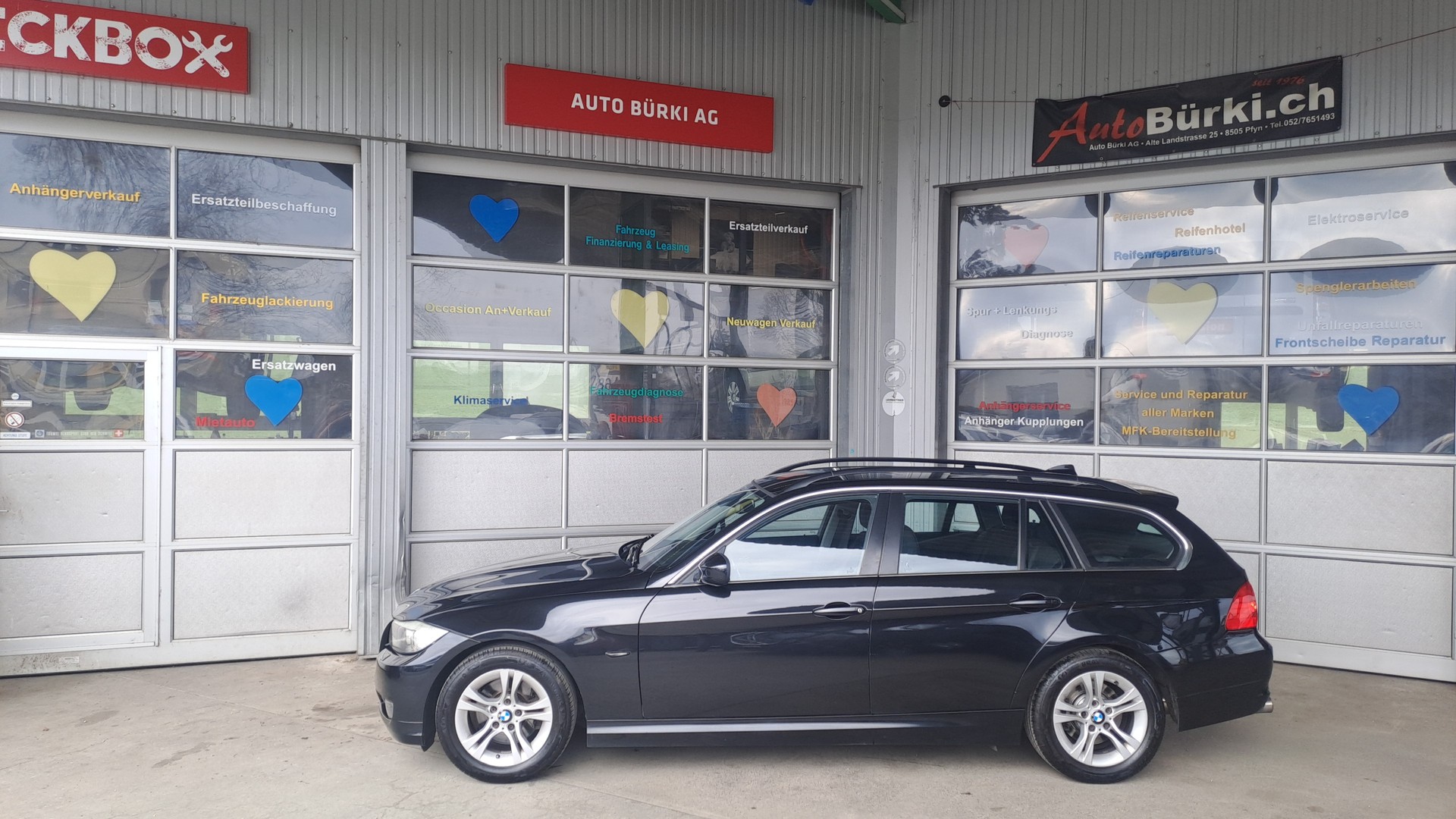 BMW 325i Touring Steptronic-image-0