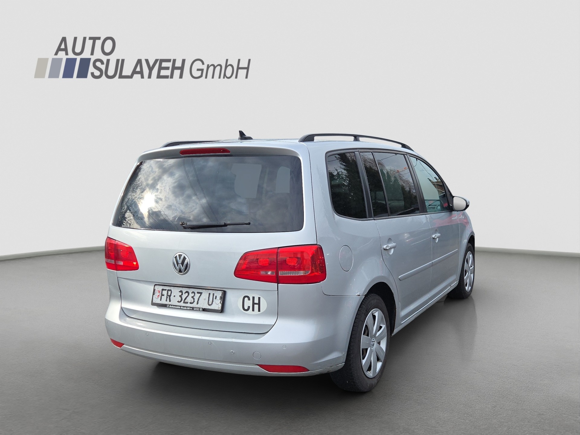 VW Touran 1.6 TDI Highline DSG-image-9
